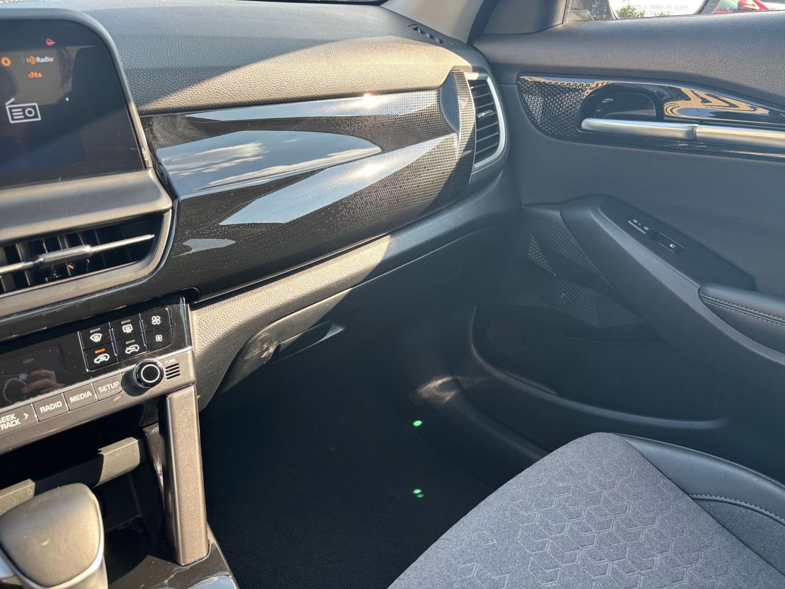 Thumbnail: 2025 Kia Seltos - 34