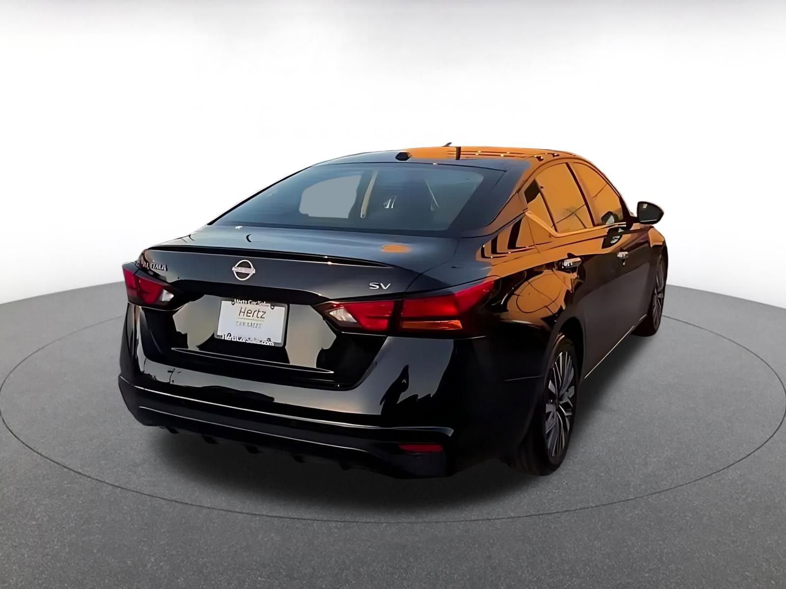 Thumbnail: 2023 Nissan Altima - 12