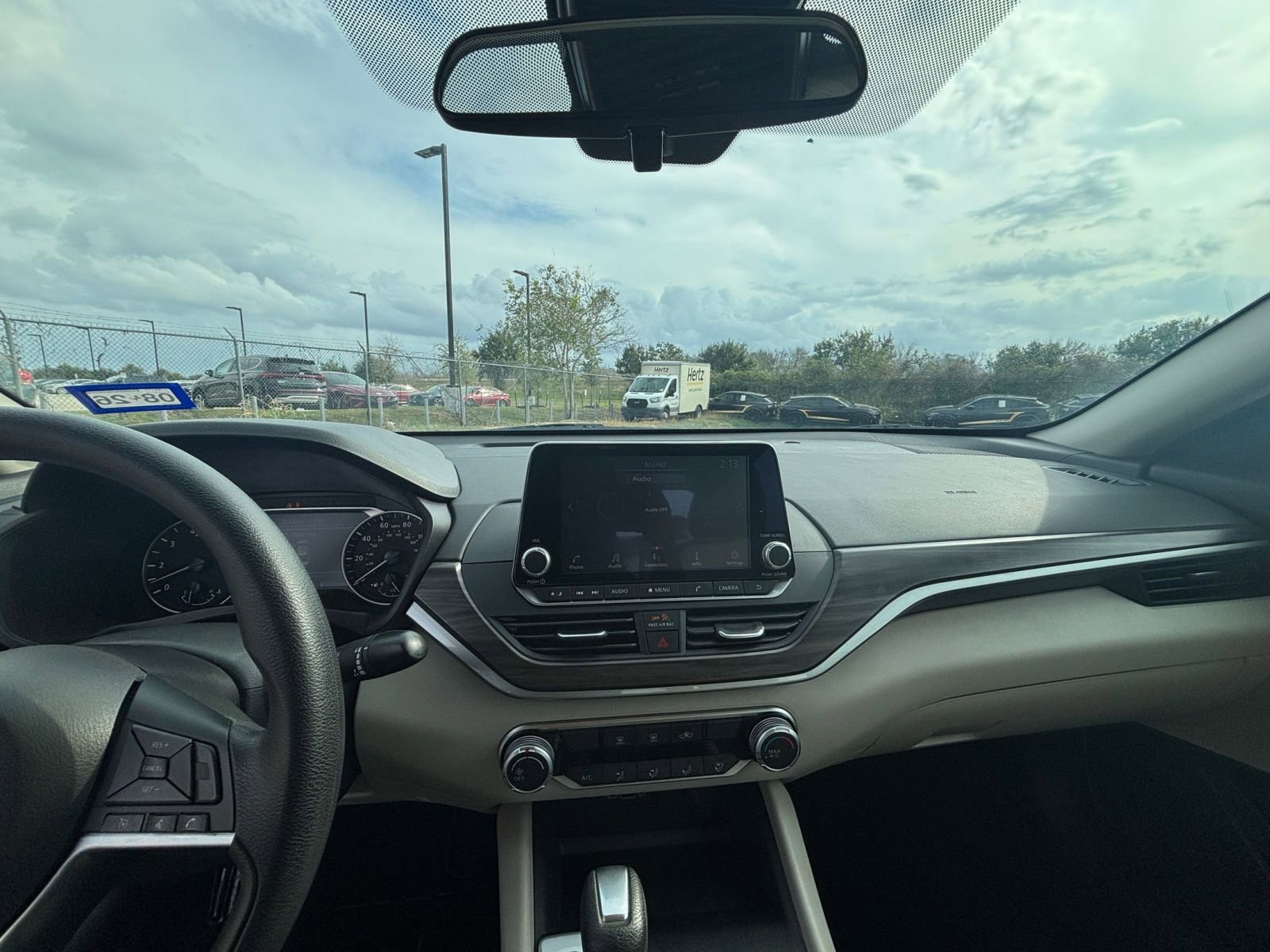 Thumbnail: 2025 Nissan Altima - 31