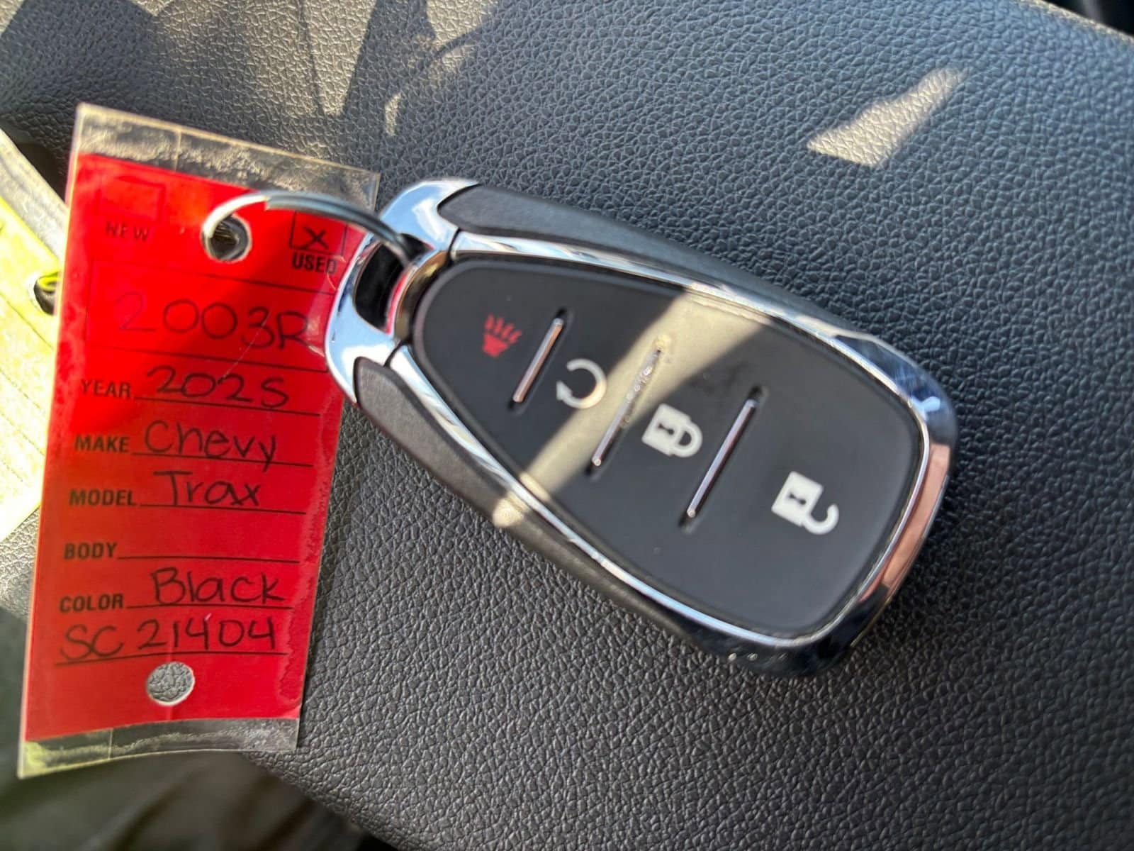 Thumbnail: 2025 Chevrolet Trax - 23