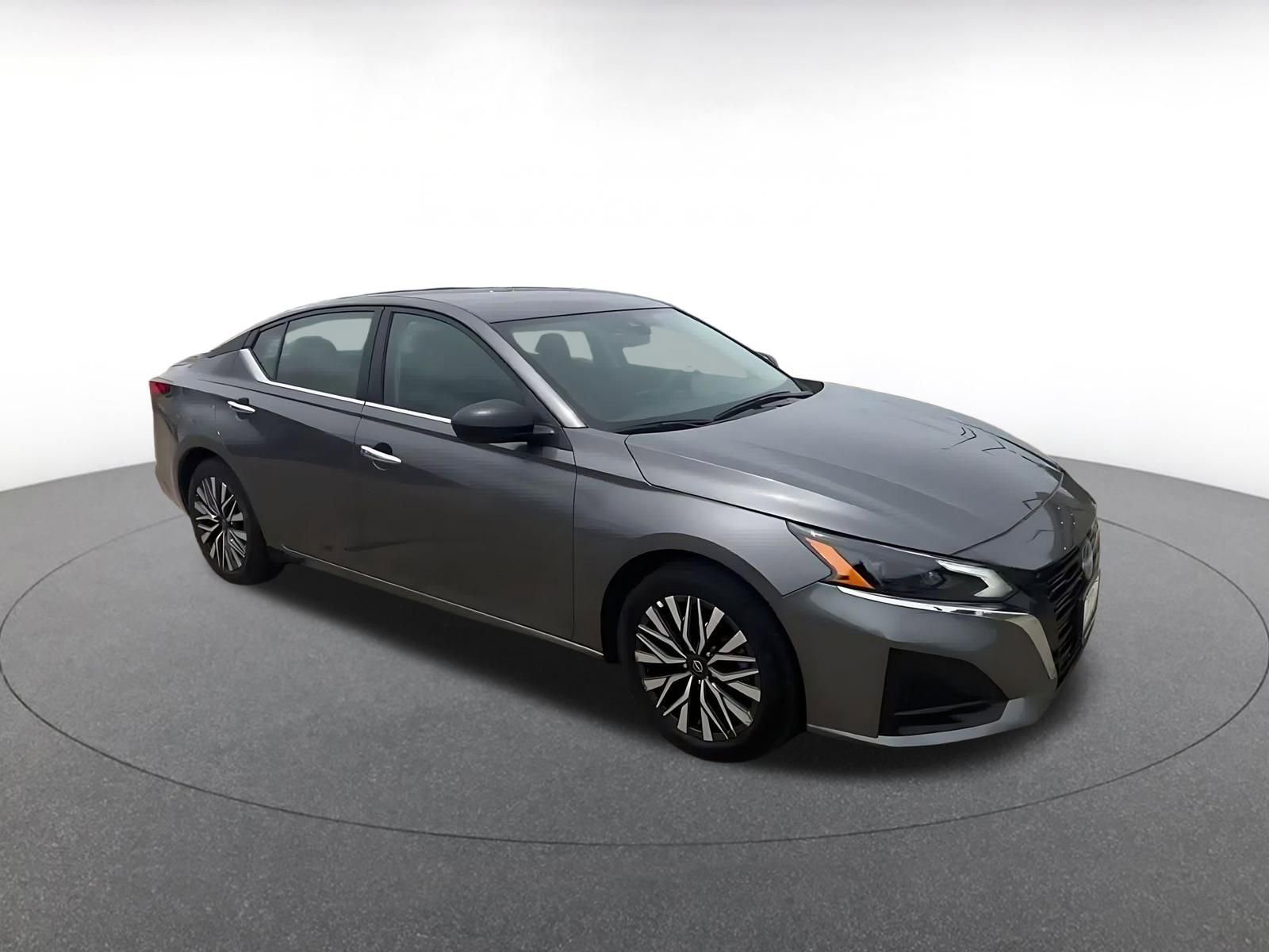 Thumbnail: 2025 Nissan Altima - 2