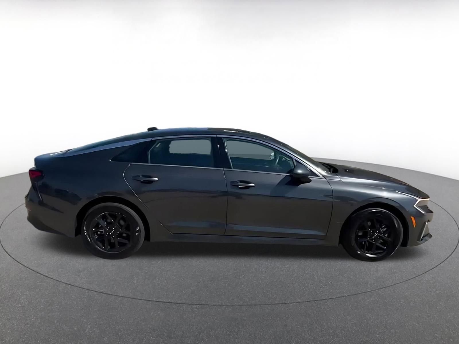 Thumbnail: 2025 Kia K5 - 15