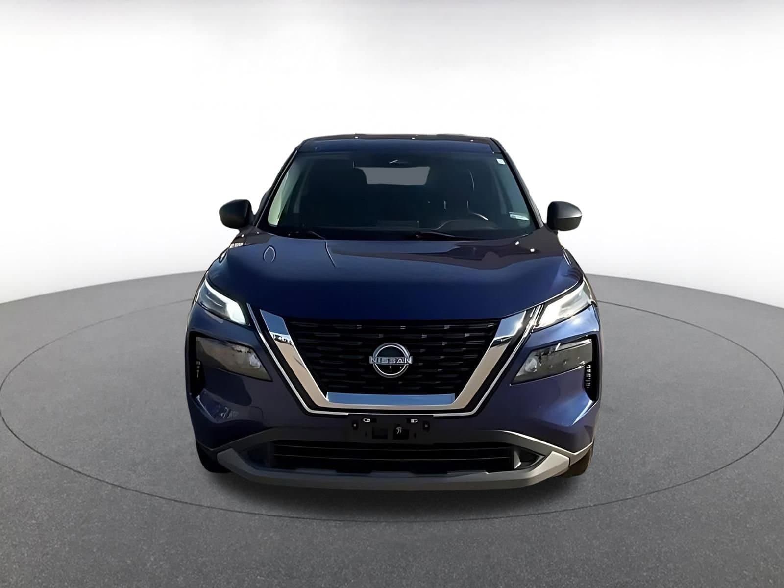 Thumbnail: 2023 Nissan Rogue - 4
