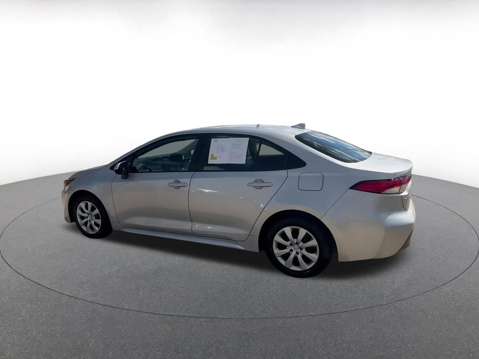 Thumbnail: 2025 Toyota Corolla - 10