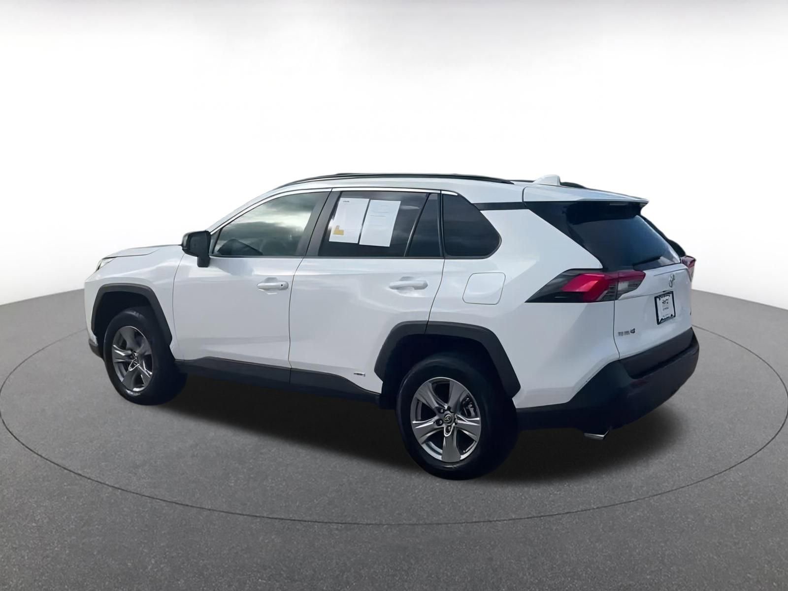 Thumbnail: 2025 Toyota RAV4 - 10