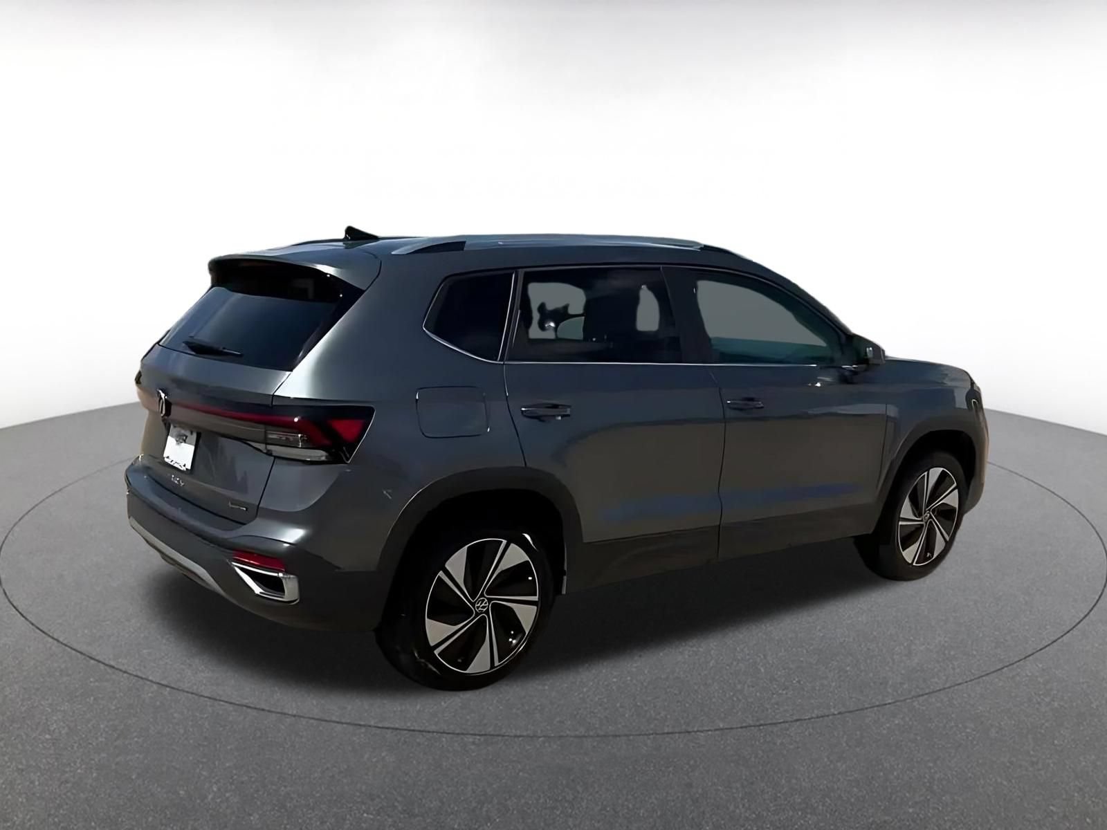 Thumbnail: 2026 Volkswagen Taos - 11