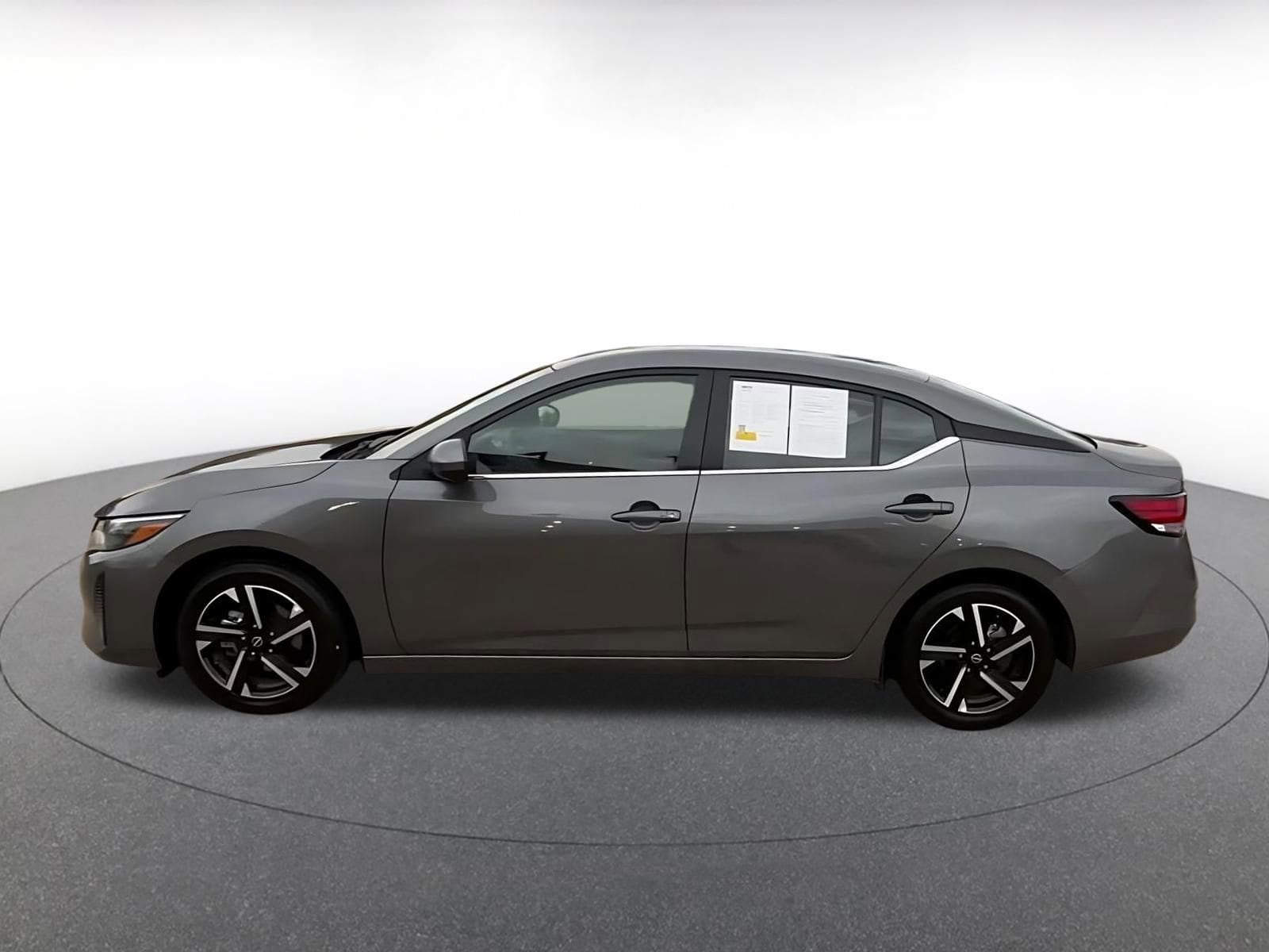 Thumbnail: 2025 Nissan Sentra - 9