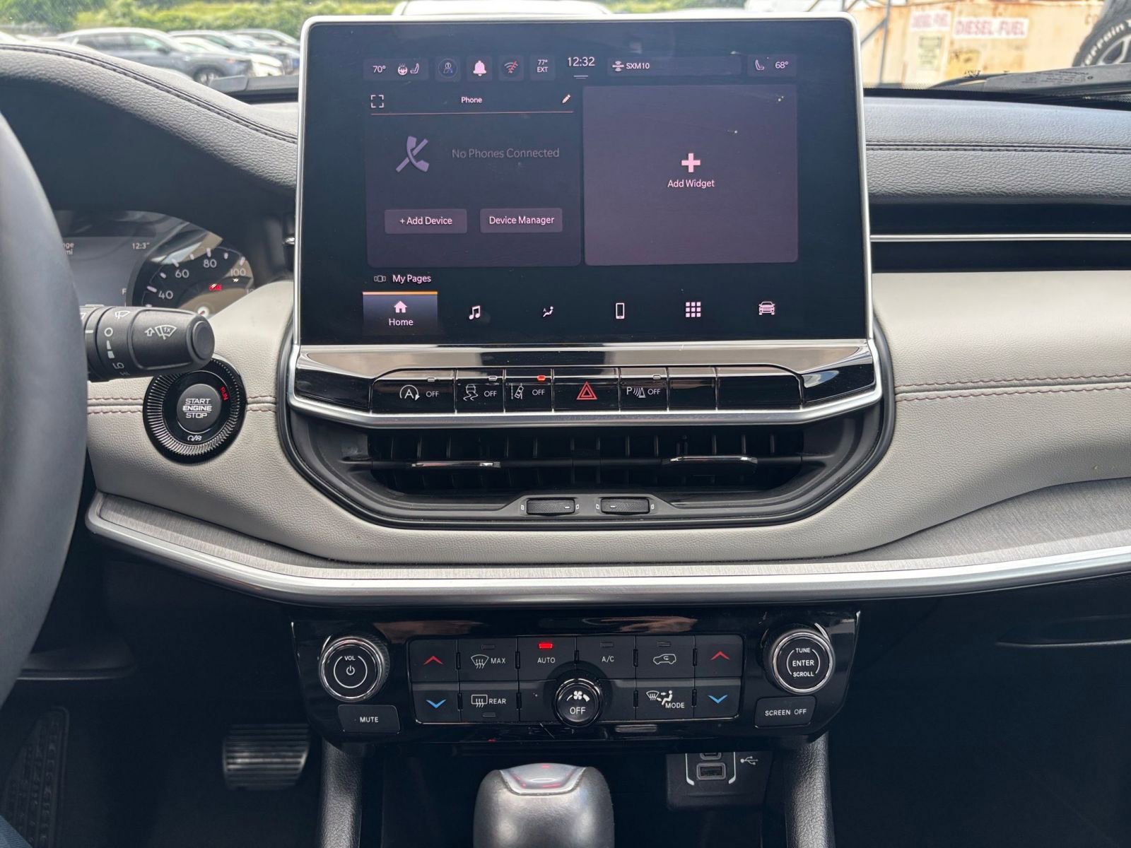 Thumbnail: 2025 Jeep Compass - 17