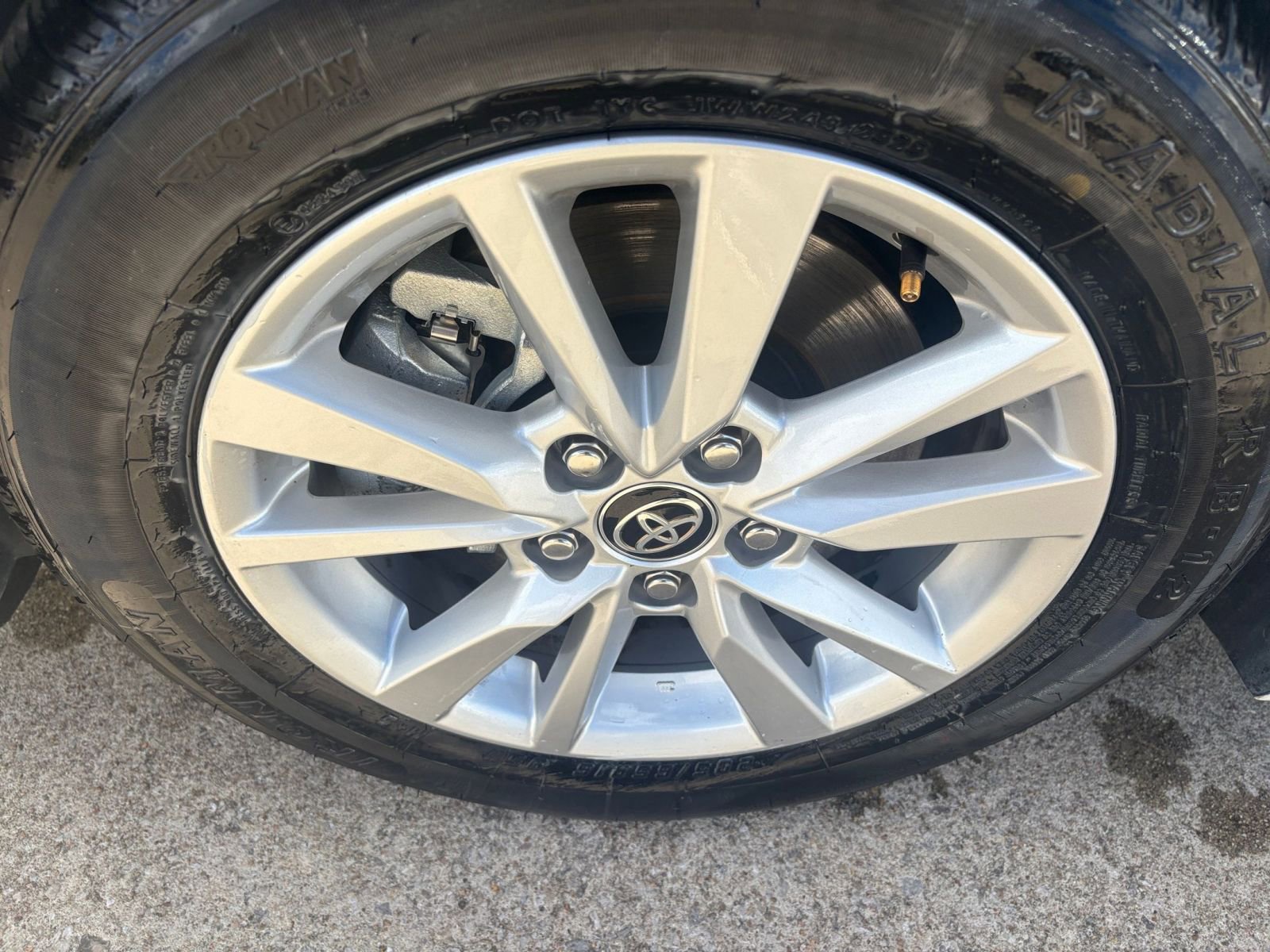 Thumbnail: 2025 Toyota Camry - 28