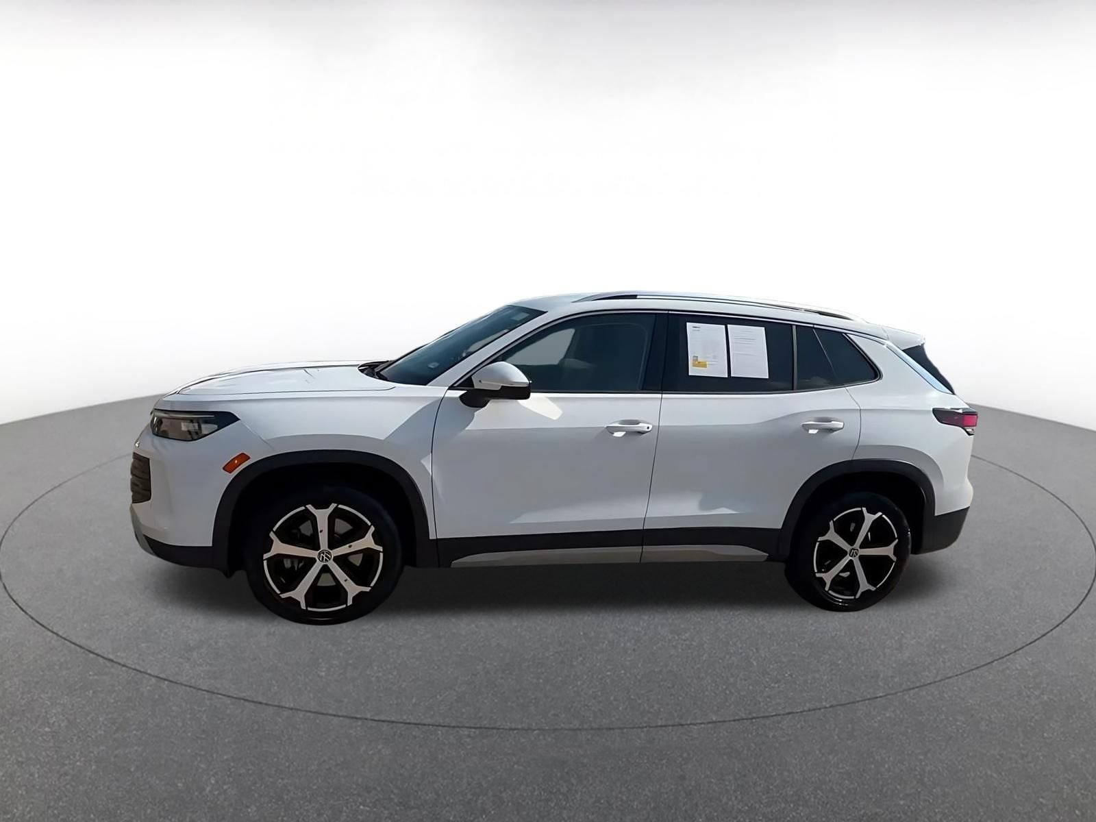 Thumbnail: 2026 Volkswagen Tiguan - 9