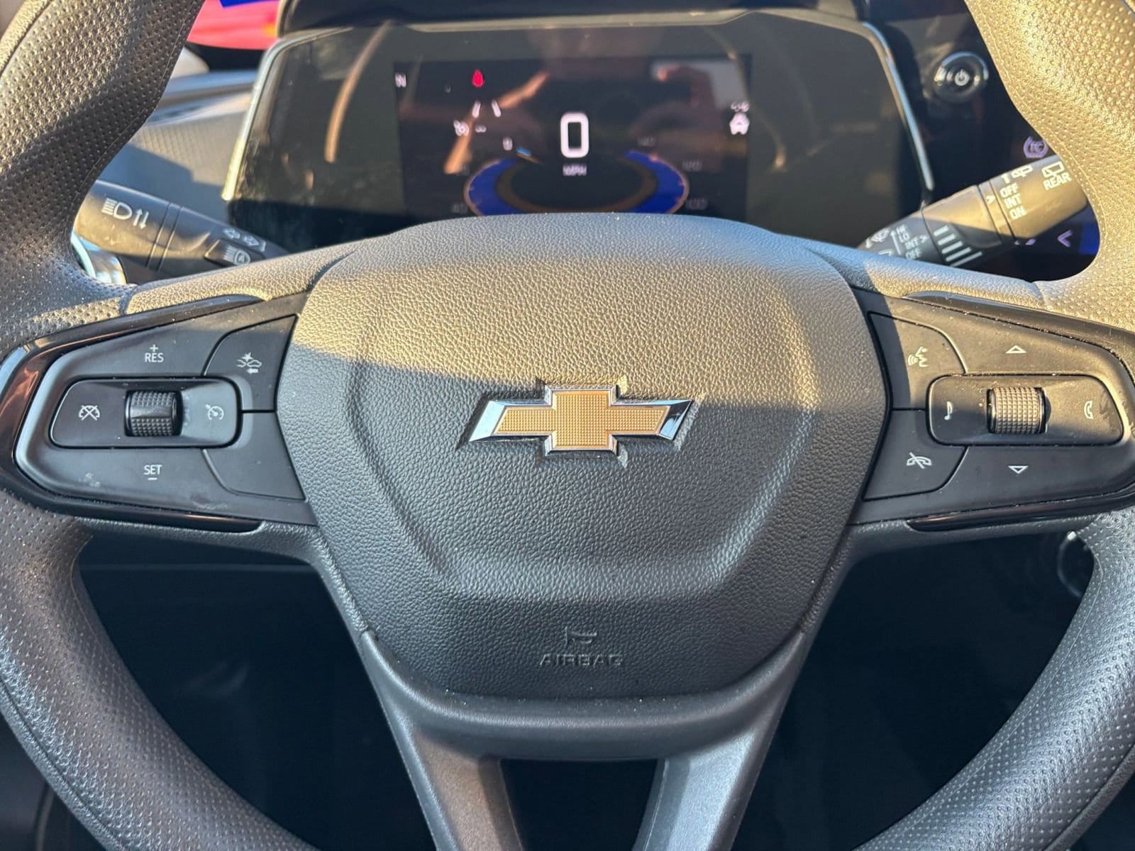 Thumbnail: 2025 Chevrolet Trax - 25