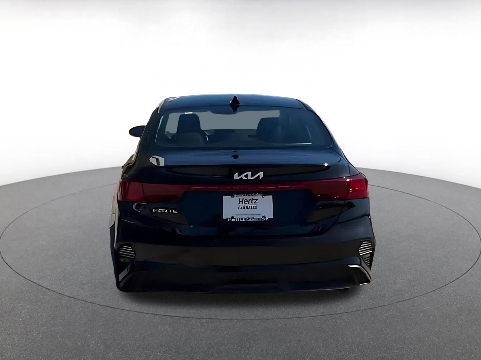 Thumbnail: 2024 Kia Forte - 11