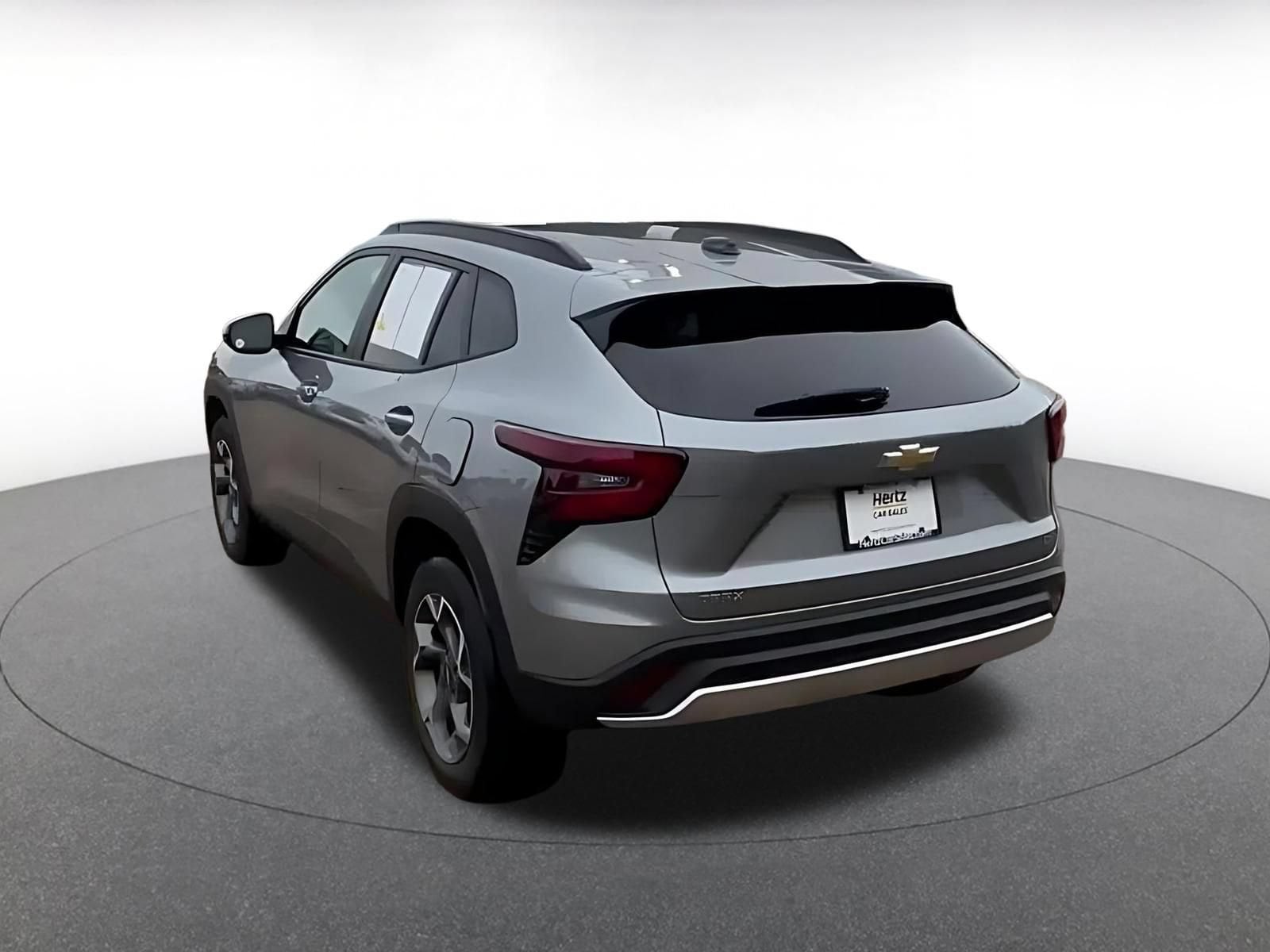 Thumbnail: 2025 Chevrolet Trax - 4