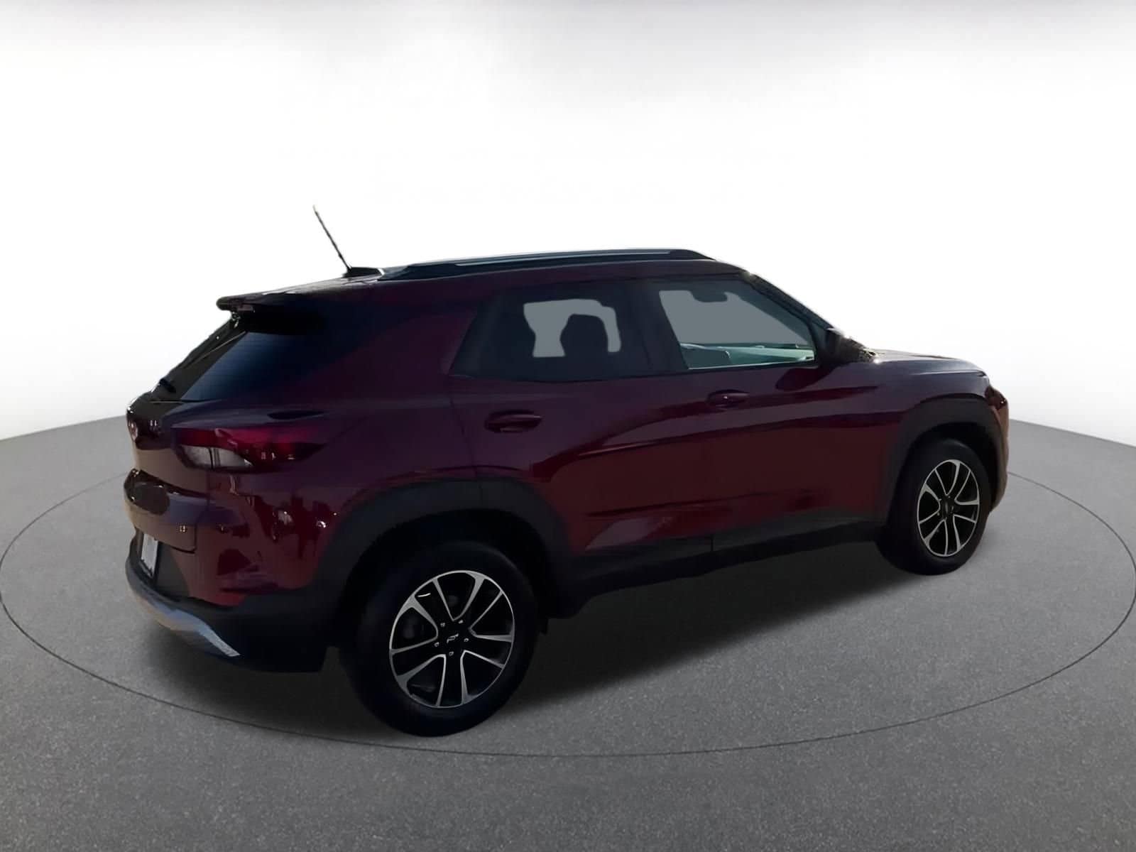 Thumbnail: 2025 Chevrolet TrailBlazer - 14