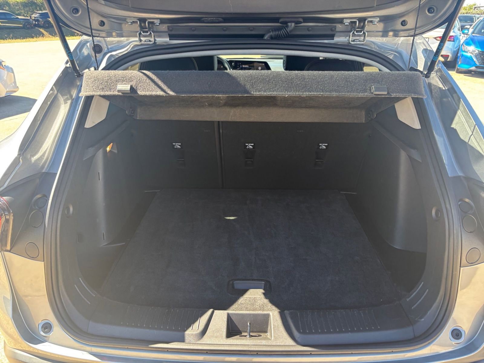 Thumbnail: 2025 Chevrolet Trax - 29