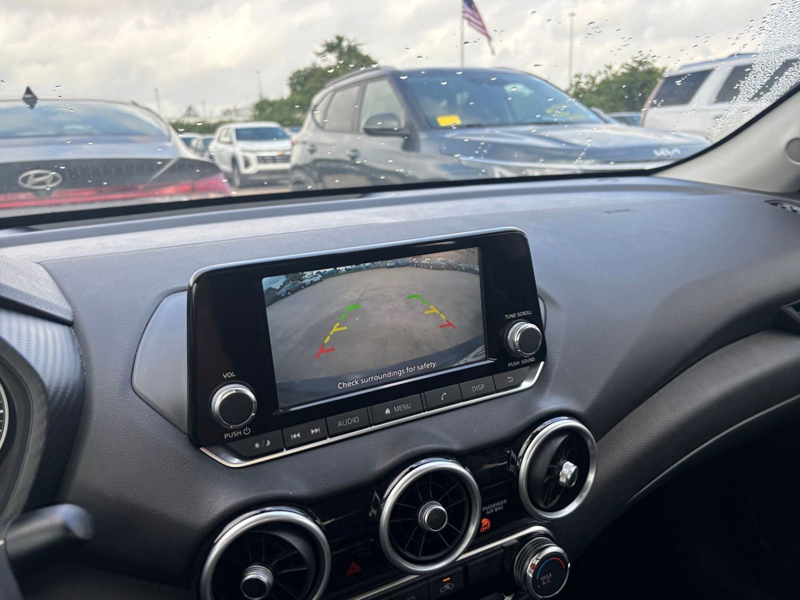 Thumbnail: 2025 Nissan Sentra - 22