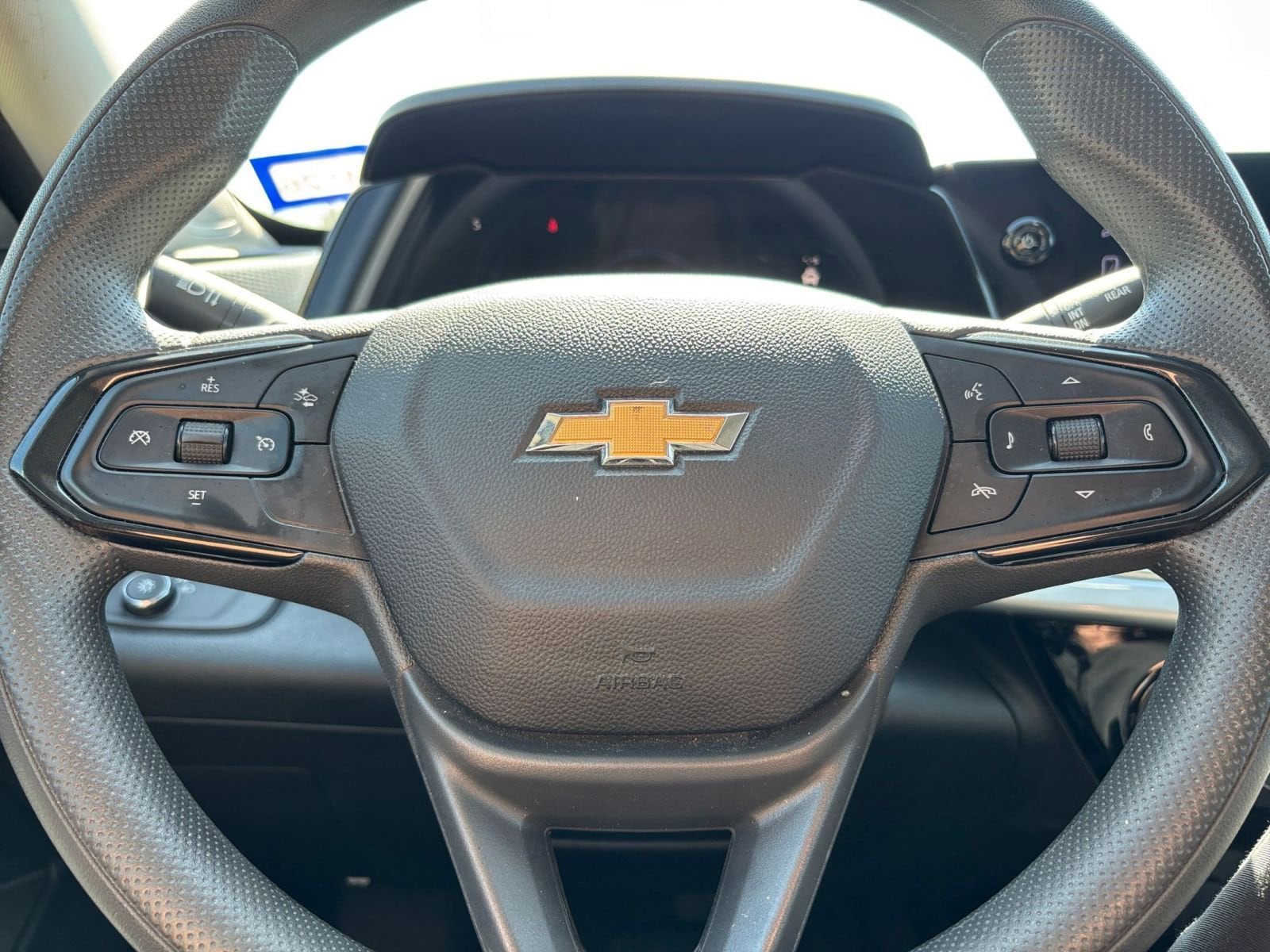 Thumbnail: 2025 Chevrolet Trax - 27