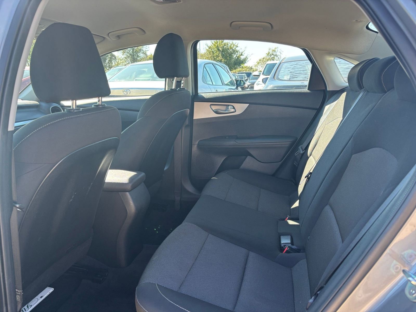 Thumbnail: 2024 Kia Forte - 23