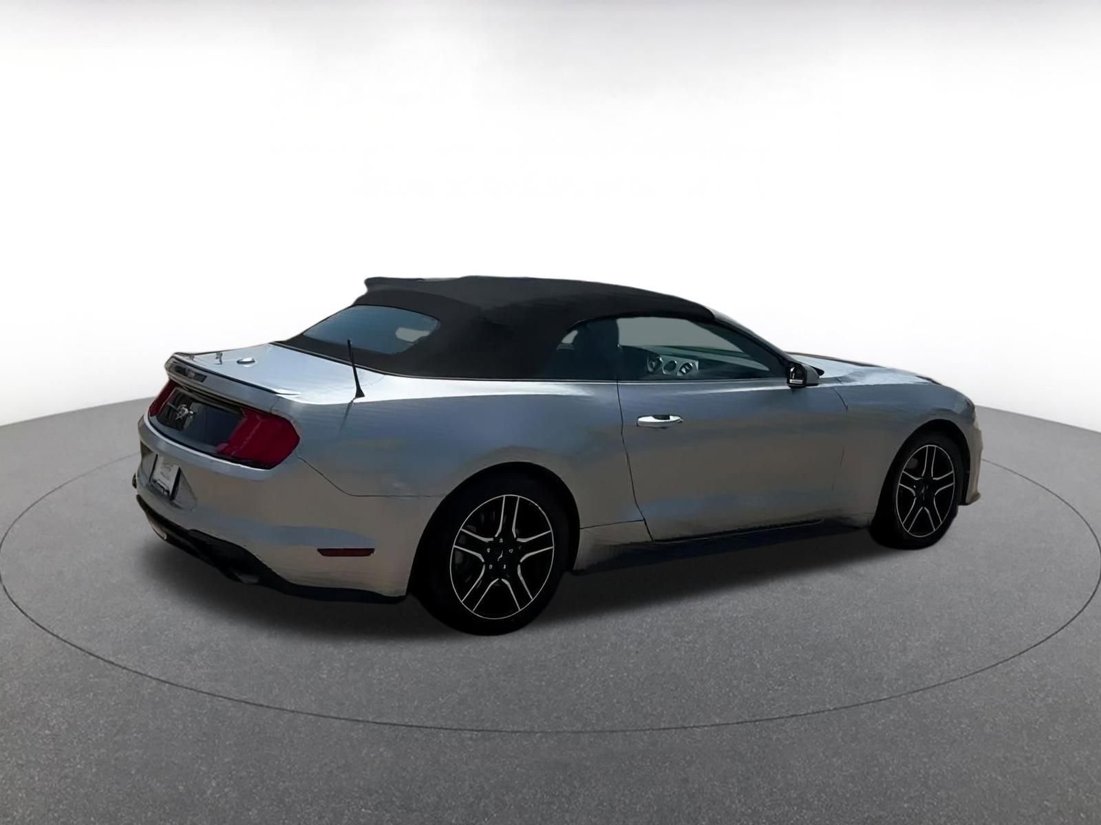 Thumbnail: 2023 Ford Mustang - 11