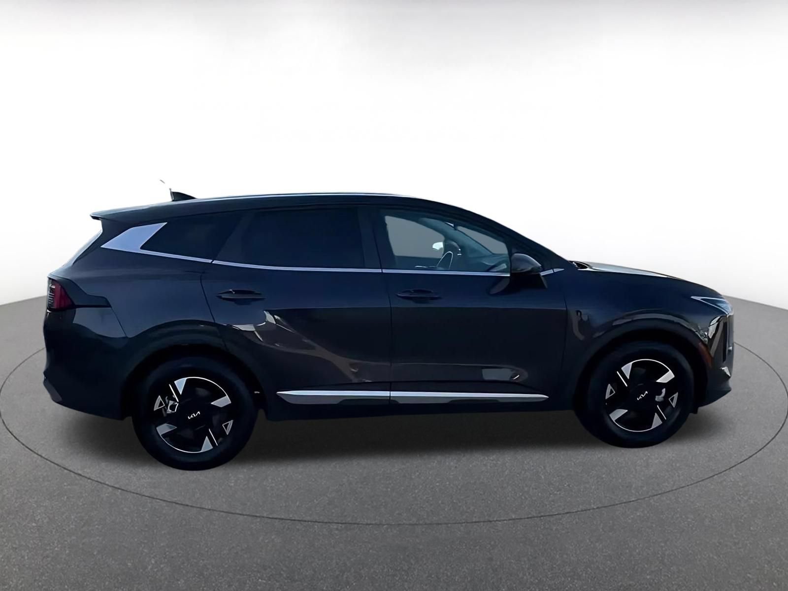 Thumbnail: 2026 Kia Sportage - 16