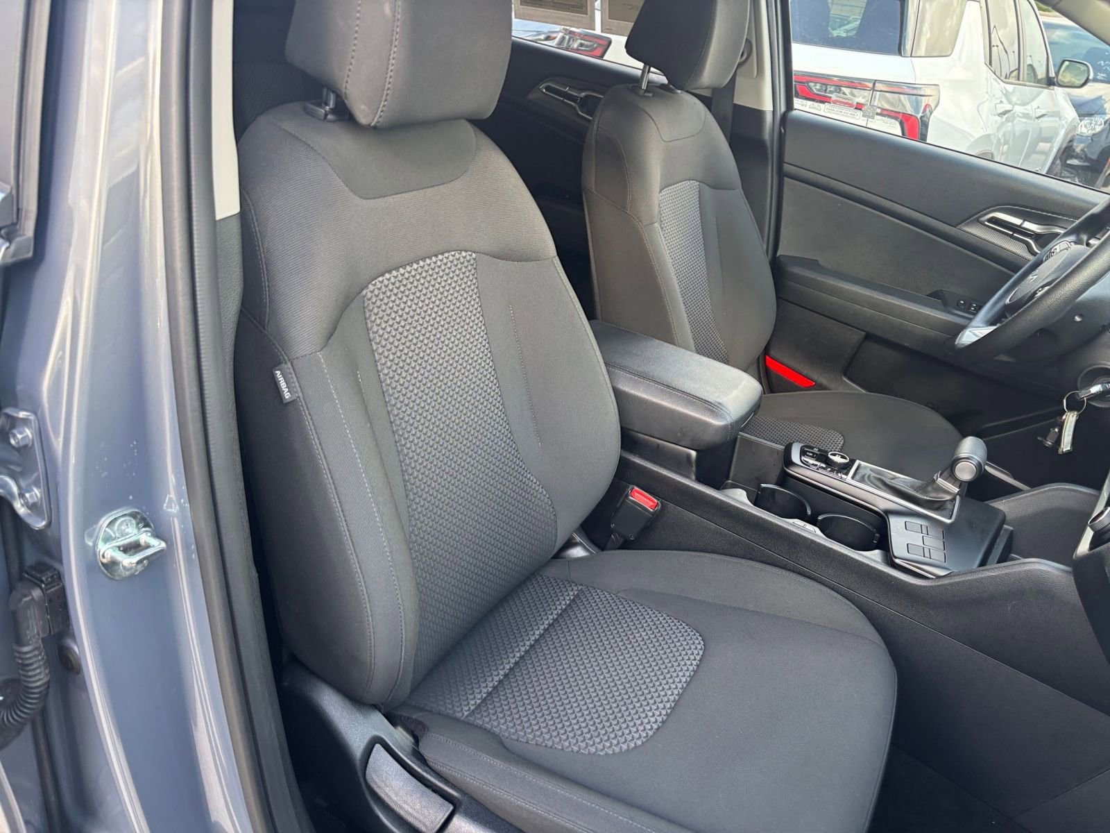 Thumbnail: 2025 Kia Sportage - 35