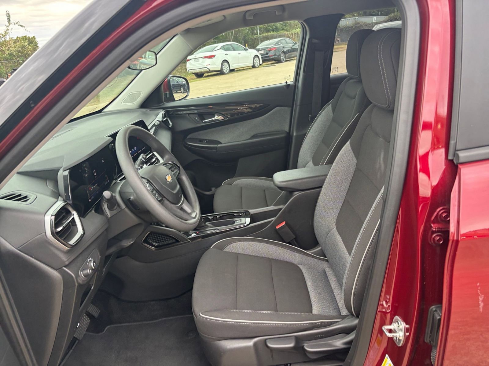 Thumbnail: 2025 Chevrolet TrailBlazer - 24