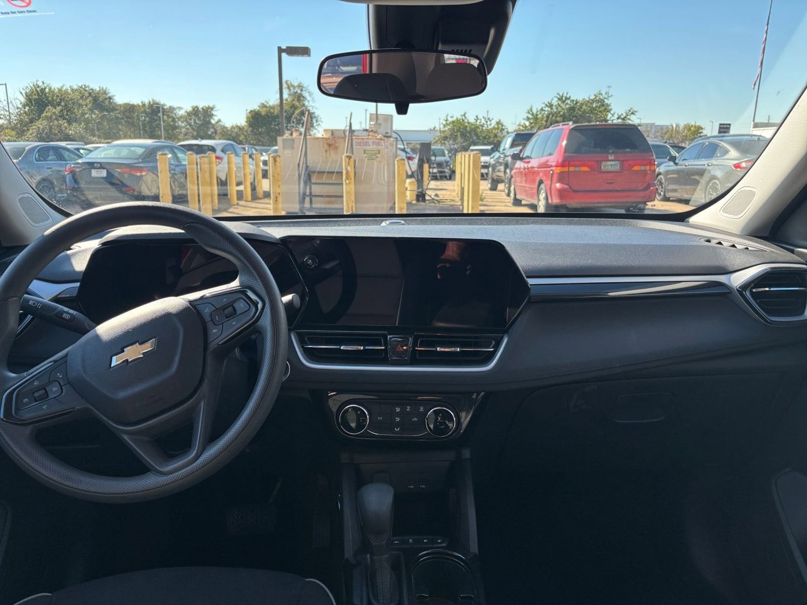 Thumbnail: 2025 Chevrolet TrailBlazer - 31