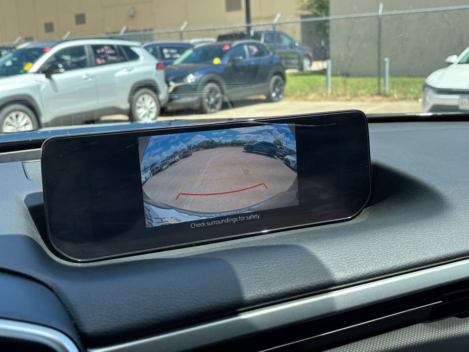 Thumbnail: 2025 Mazda CX-50 - 17