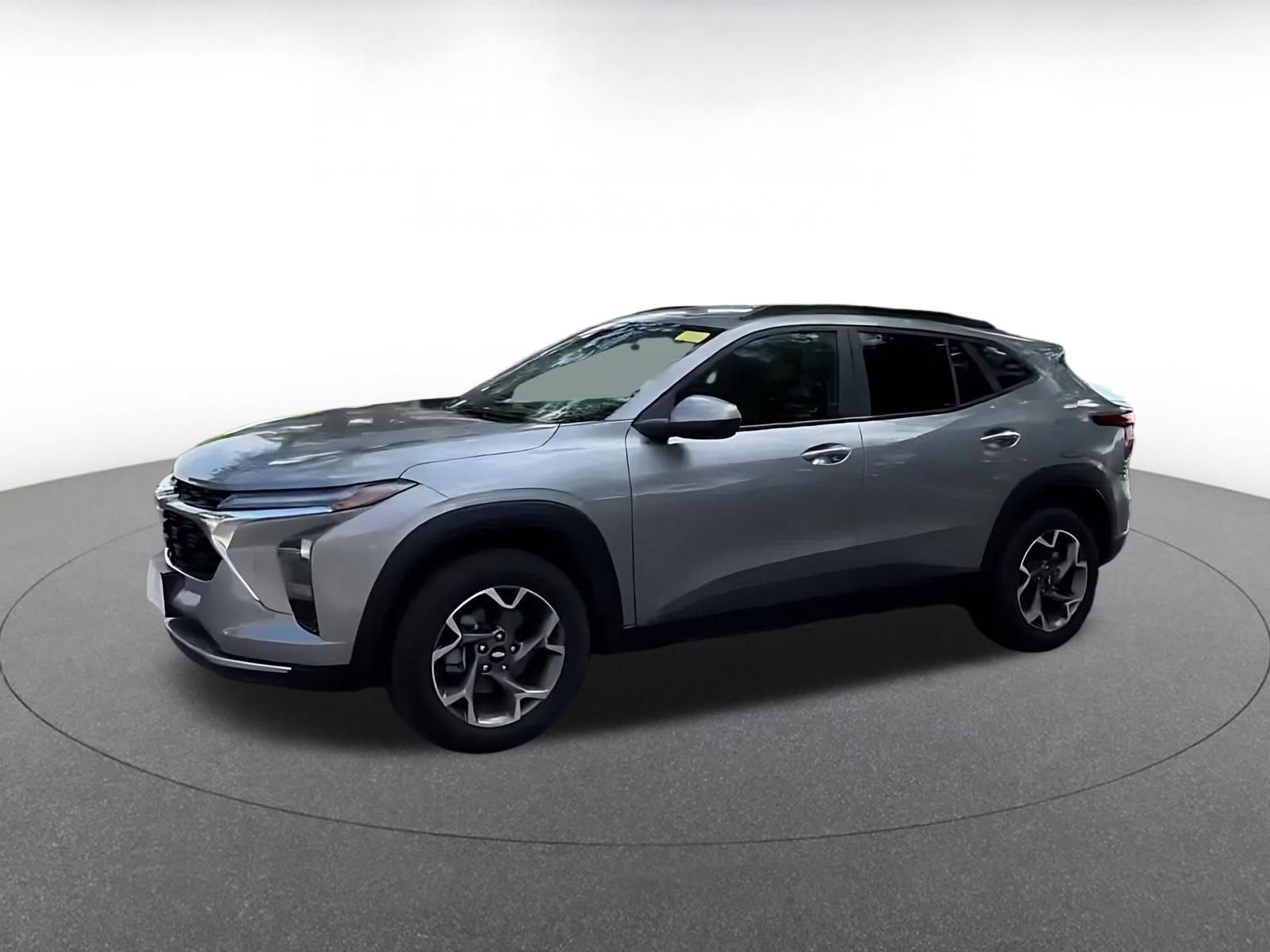 Thumbnail: 2025 Chevrolet Trax - 8