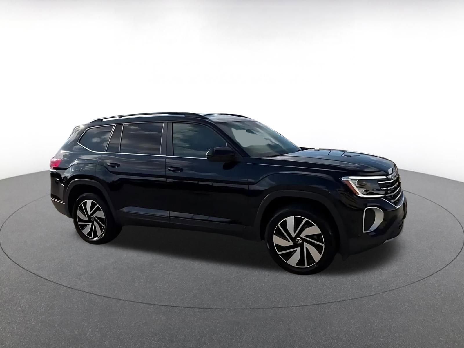 Thumbnail: 2025 Volkswagen Atlas - 2