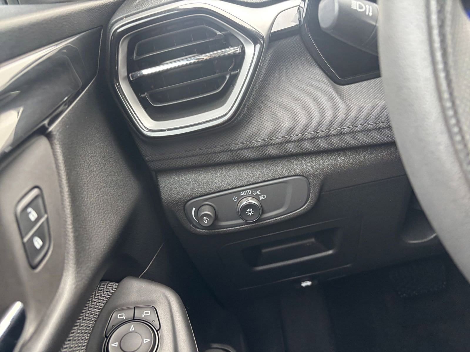 Thumbnail: 2025 Chevrolet TrailBlazer - 33