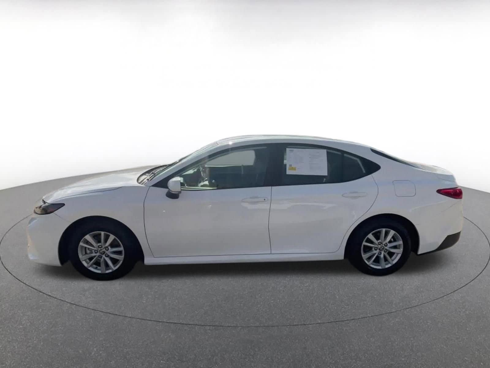 Thumbnail: 2025 Toyota Camry - 9