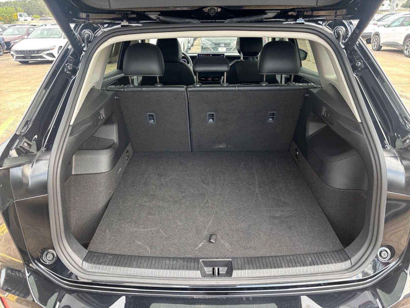 Thumbnail: 2026 Volkswagen Tiguan - 28