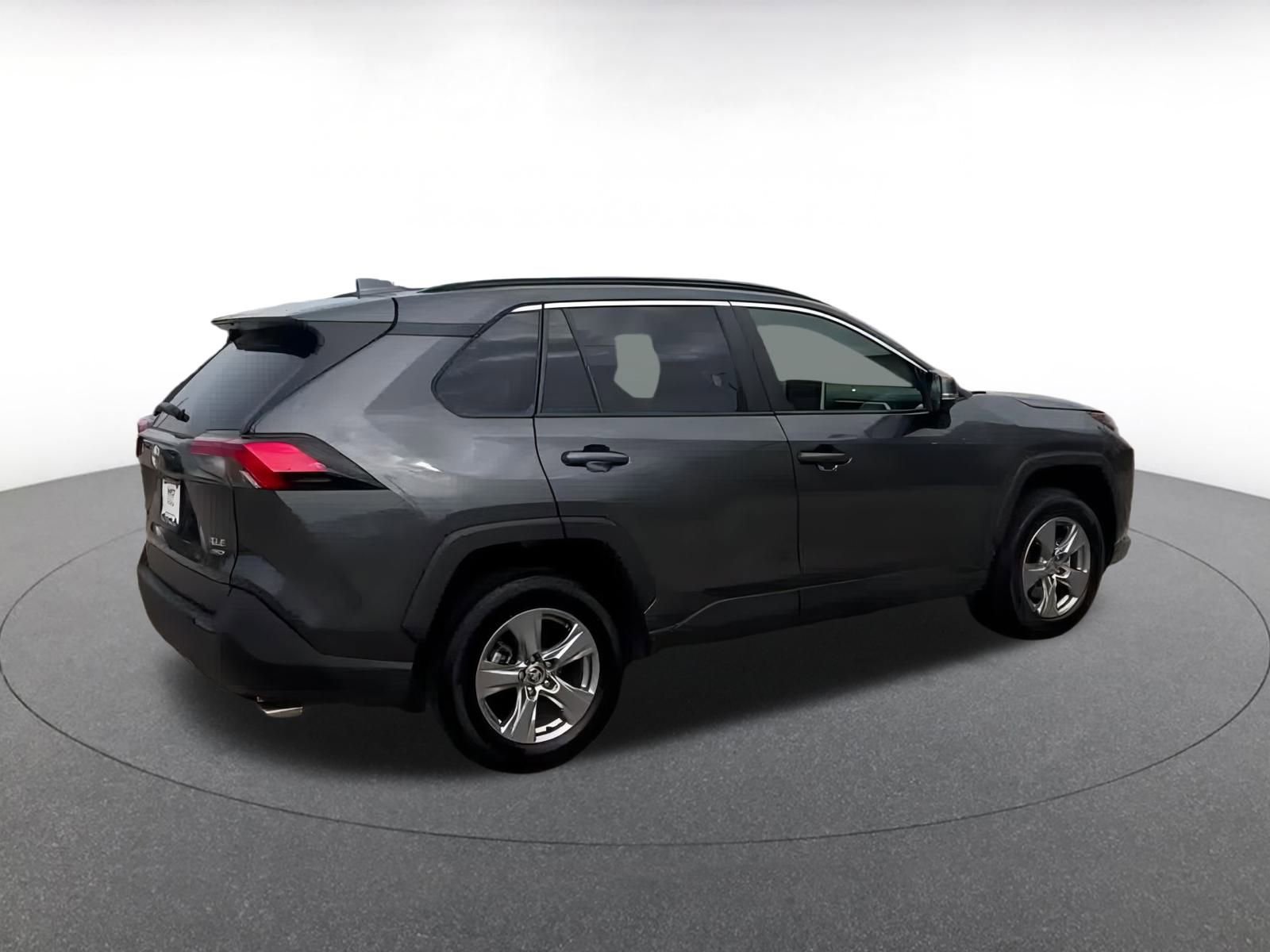 Thumbnail: 2024 Toyota RAV4 - 15