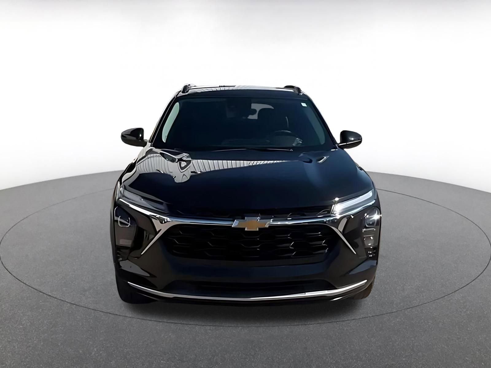 Thumbnail: 2025 Chevrolet Trax - 4