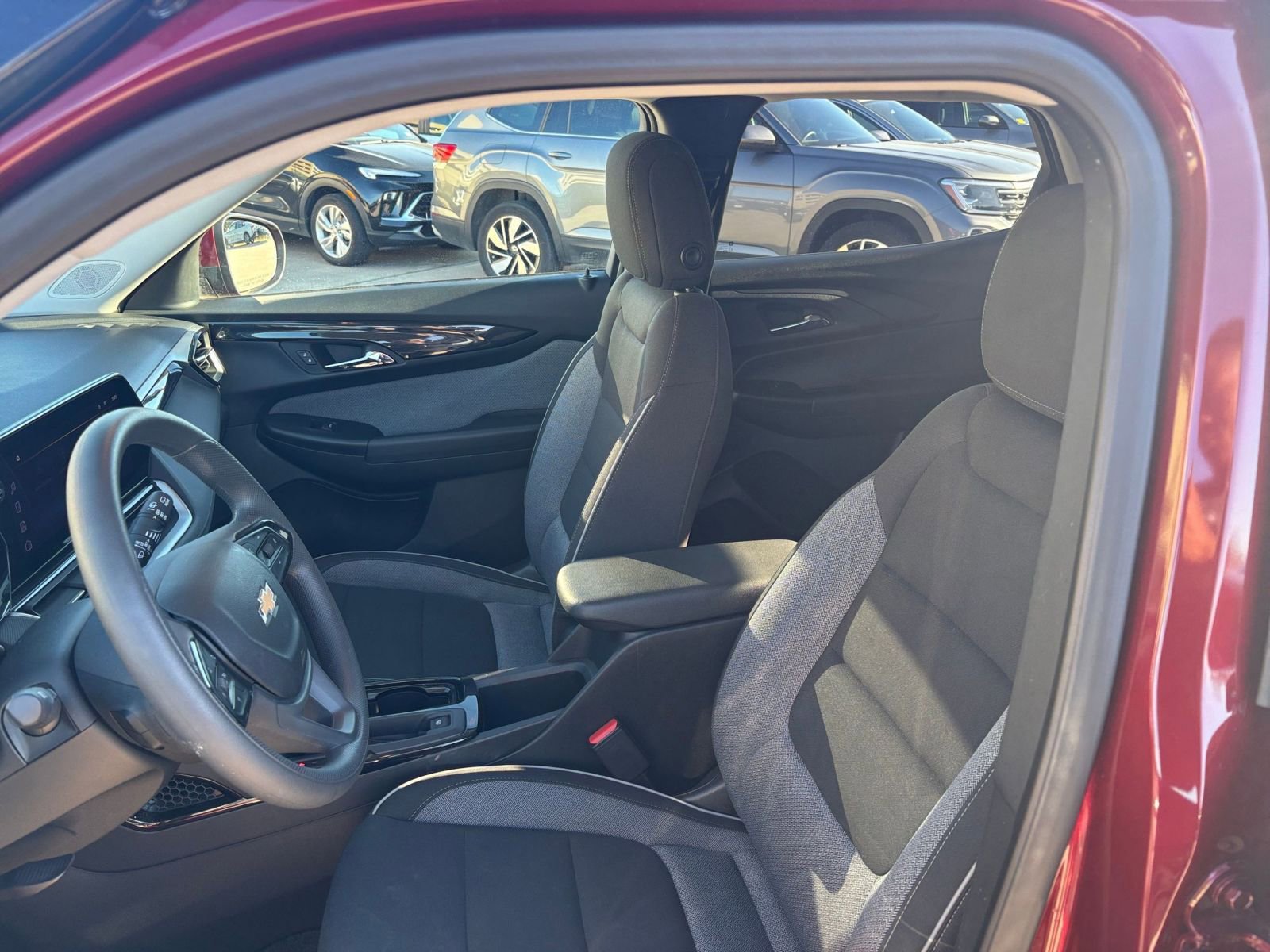 Thumbnail: 2025 Chevrolet TrailBlazer - 24