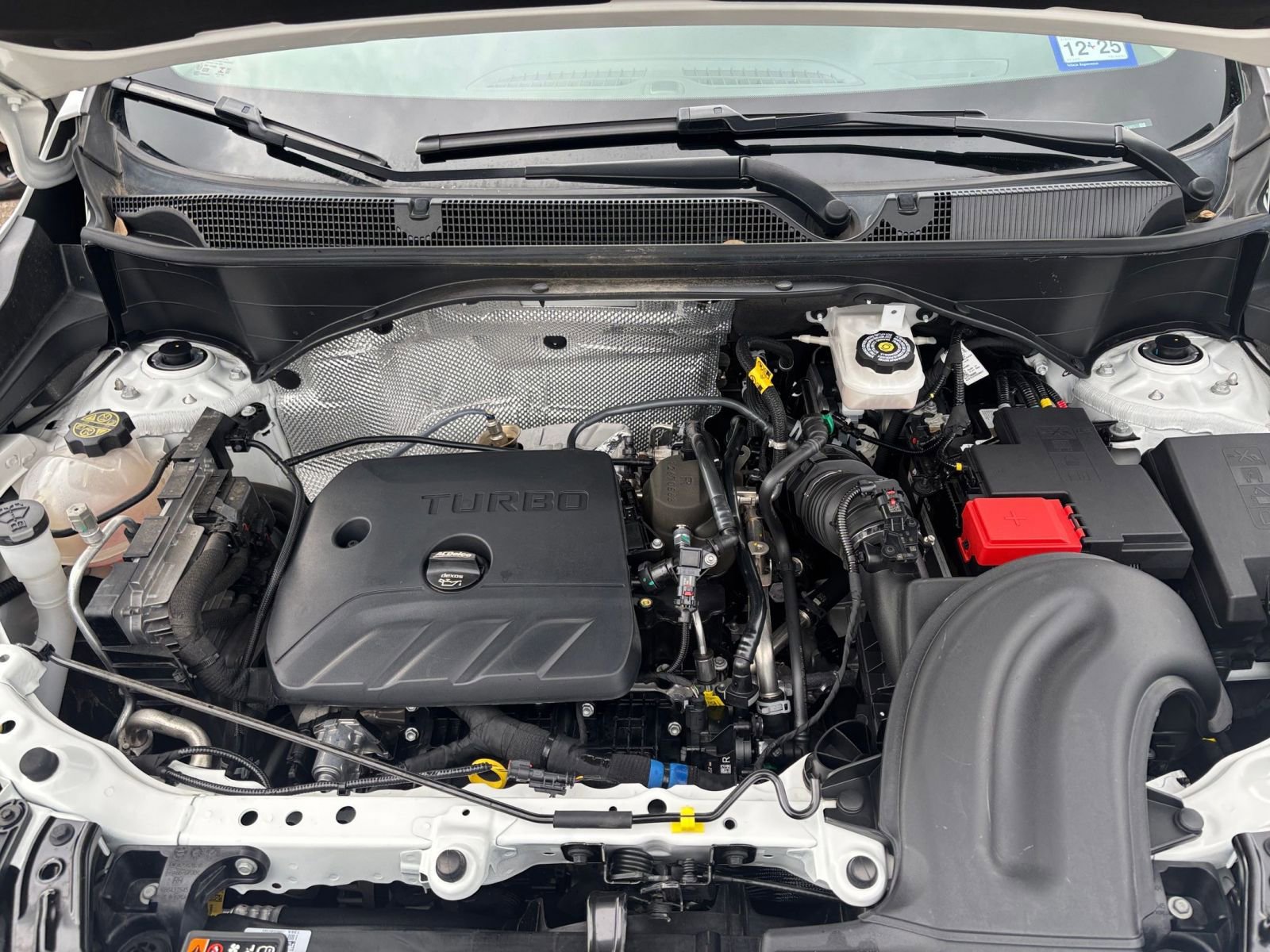 Thumbnail: 2025 Buick Encore GX - 31