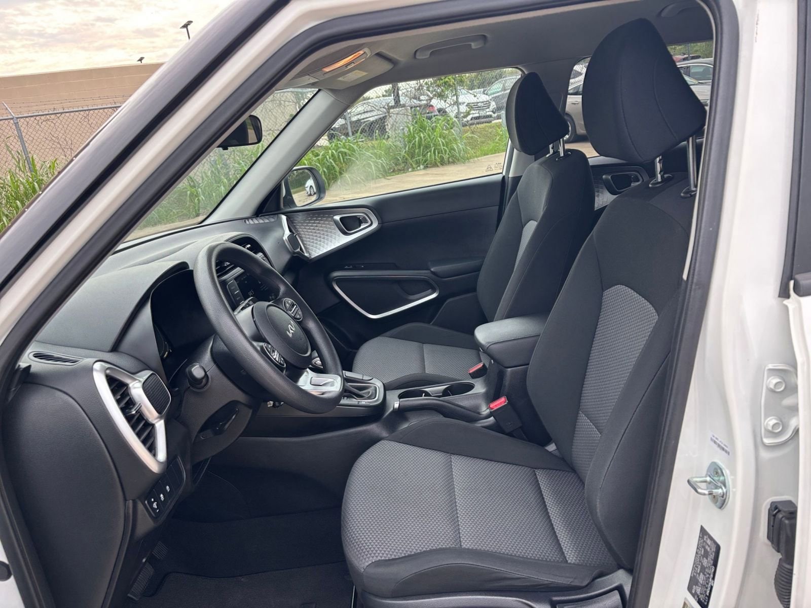 Thumbnail: 2023 Kia Soul - 24