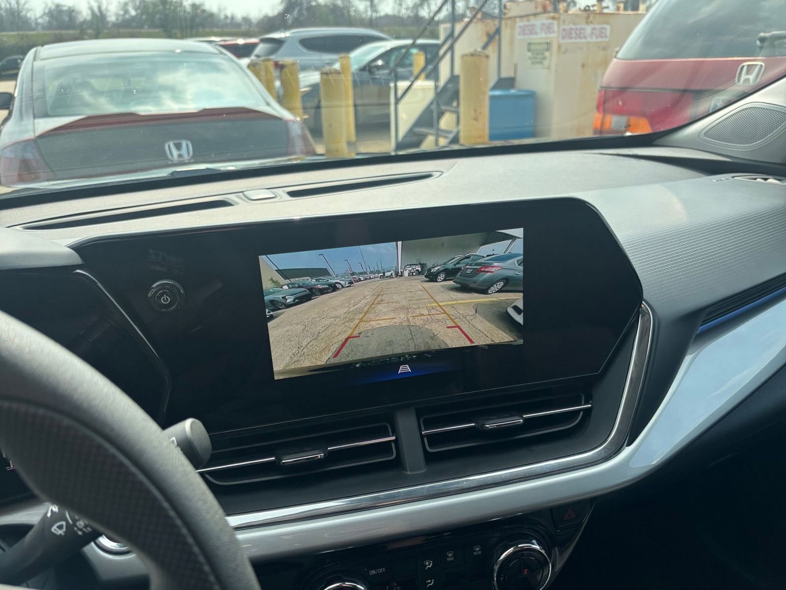 Thumbnail: 2025 Chevrolet Trax - 22