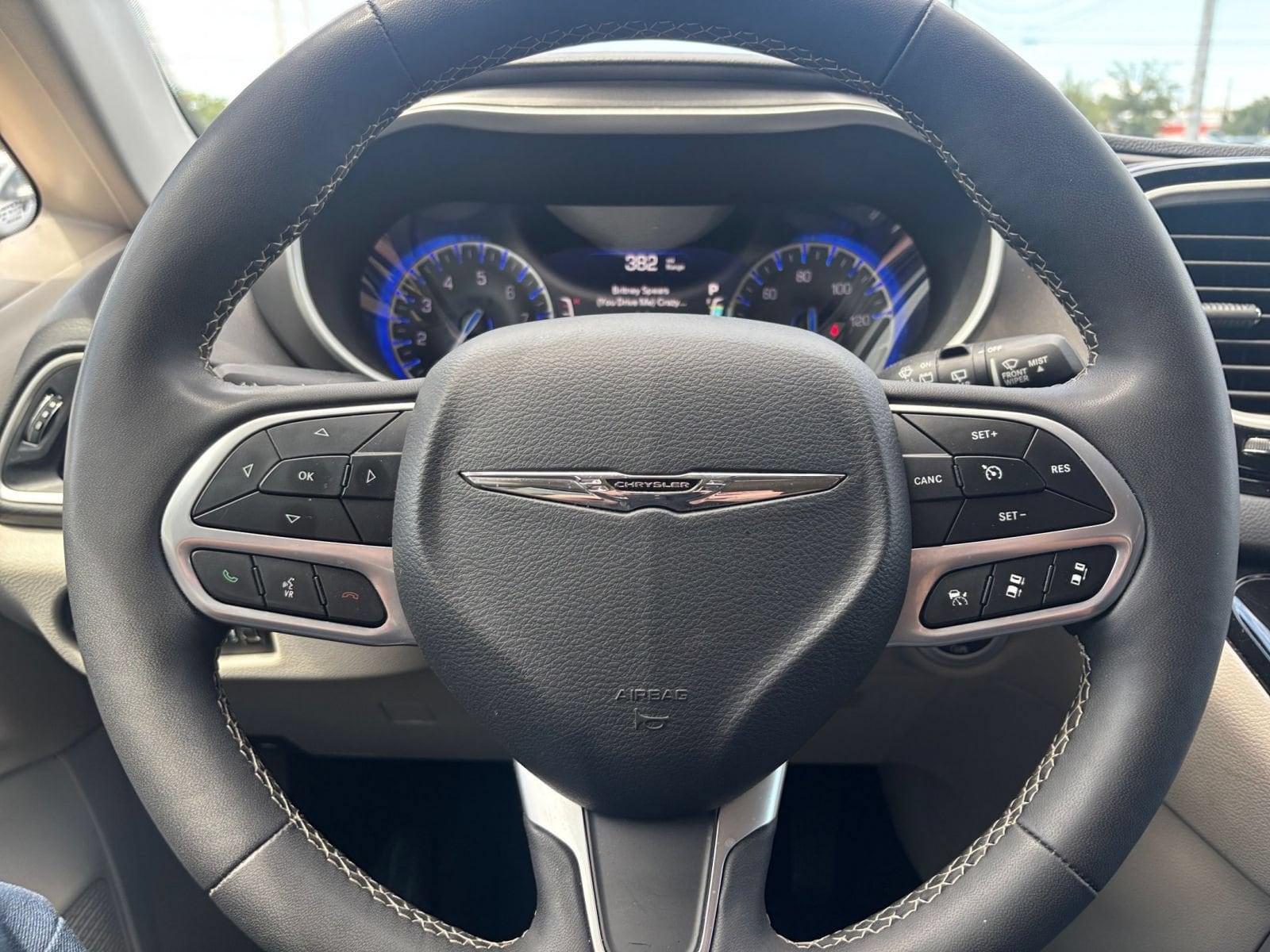 Thumbnail: 2024 Chrysler Pacifica - 29