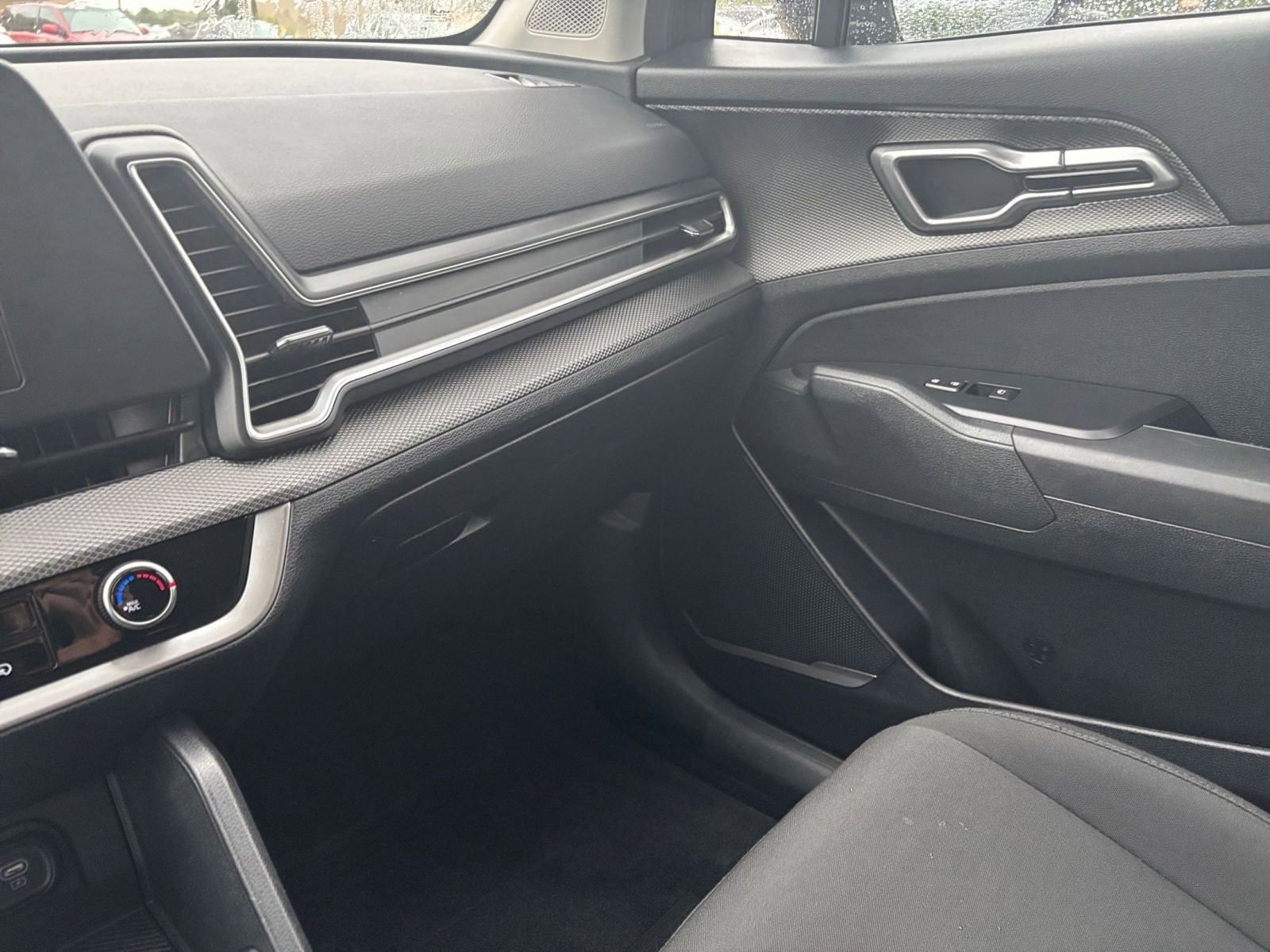 2024 Kia Sportage LX 26