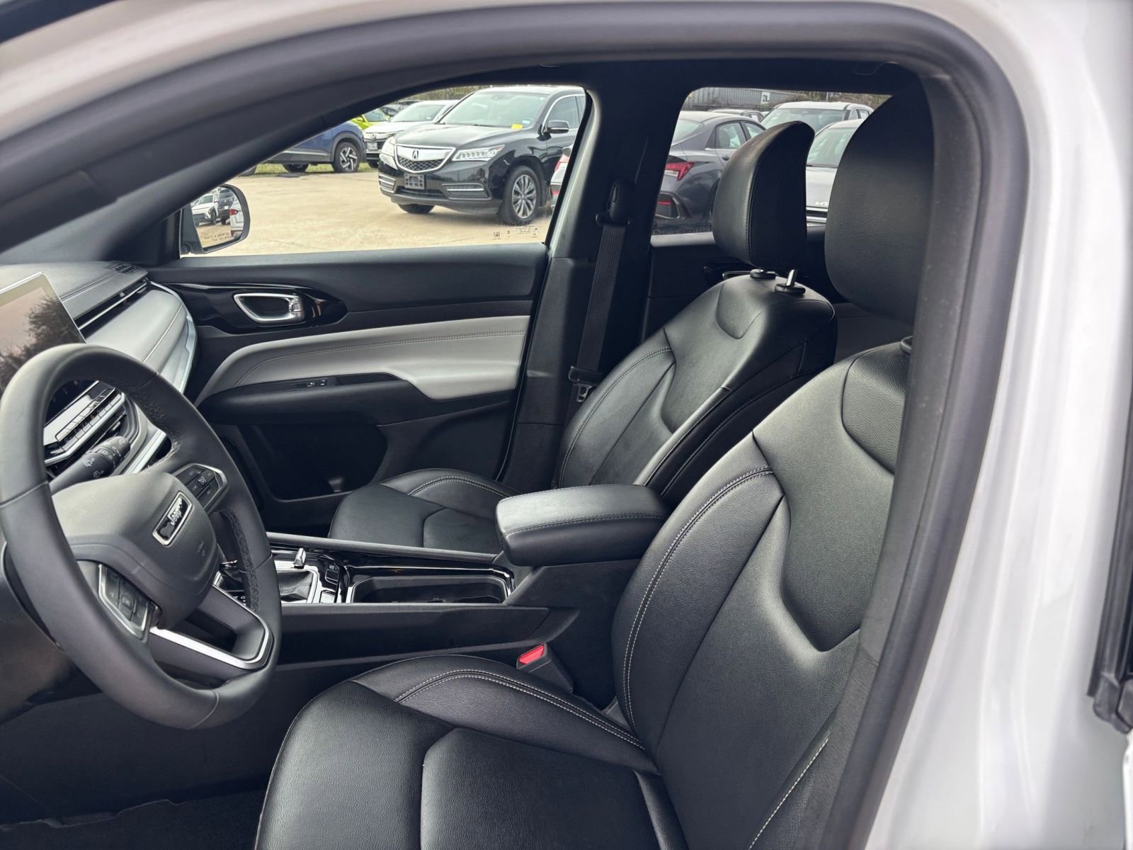 Thumbnail: 2025 Jeep Compass - 24