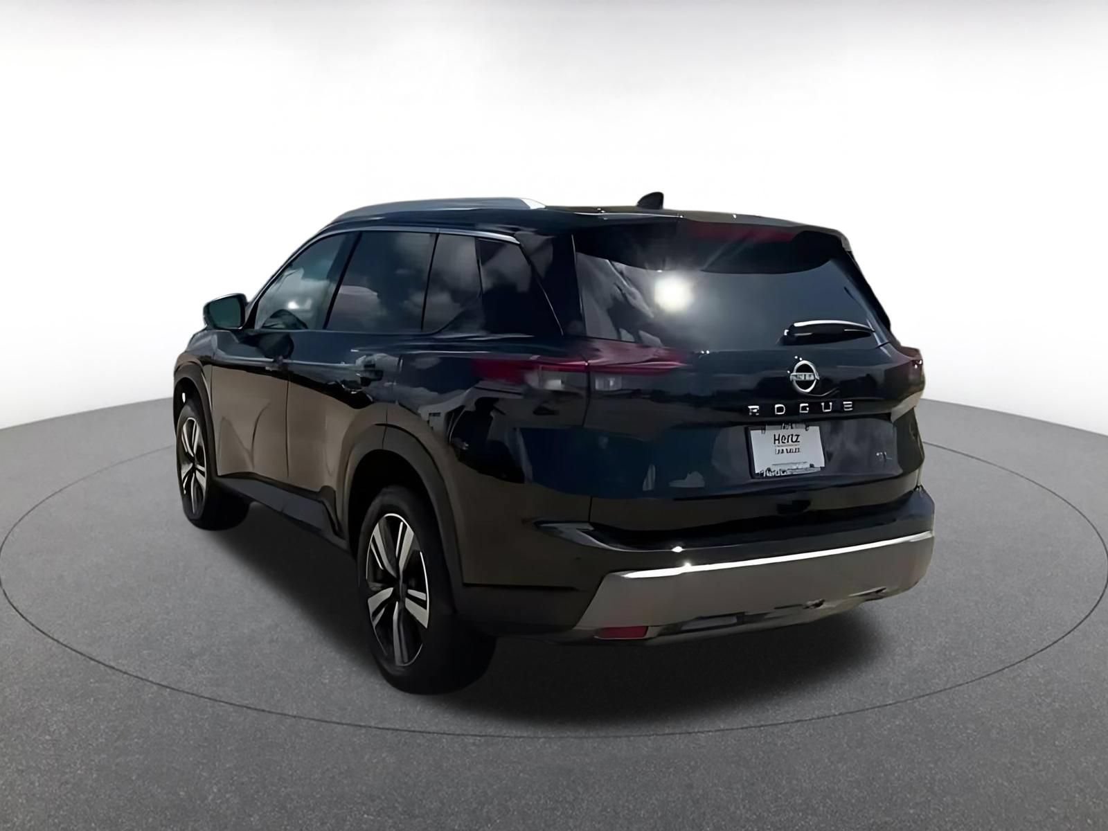 Thumbnail: 2026 Nissan Rogue - 9