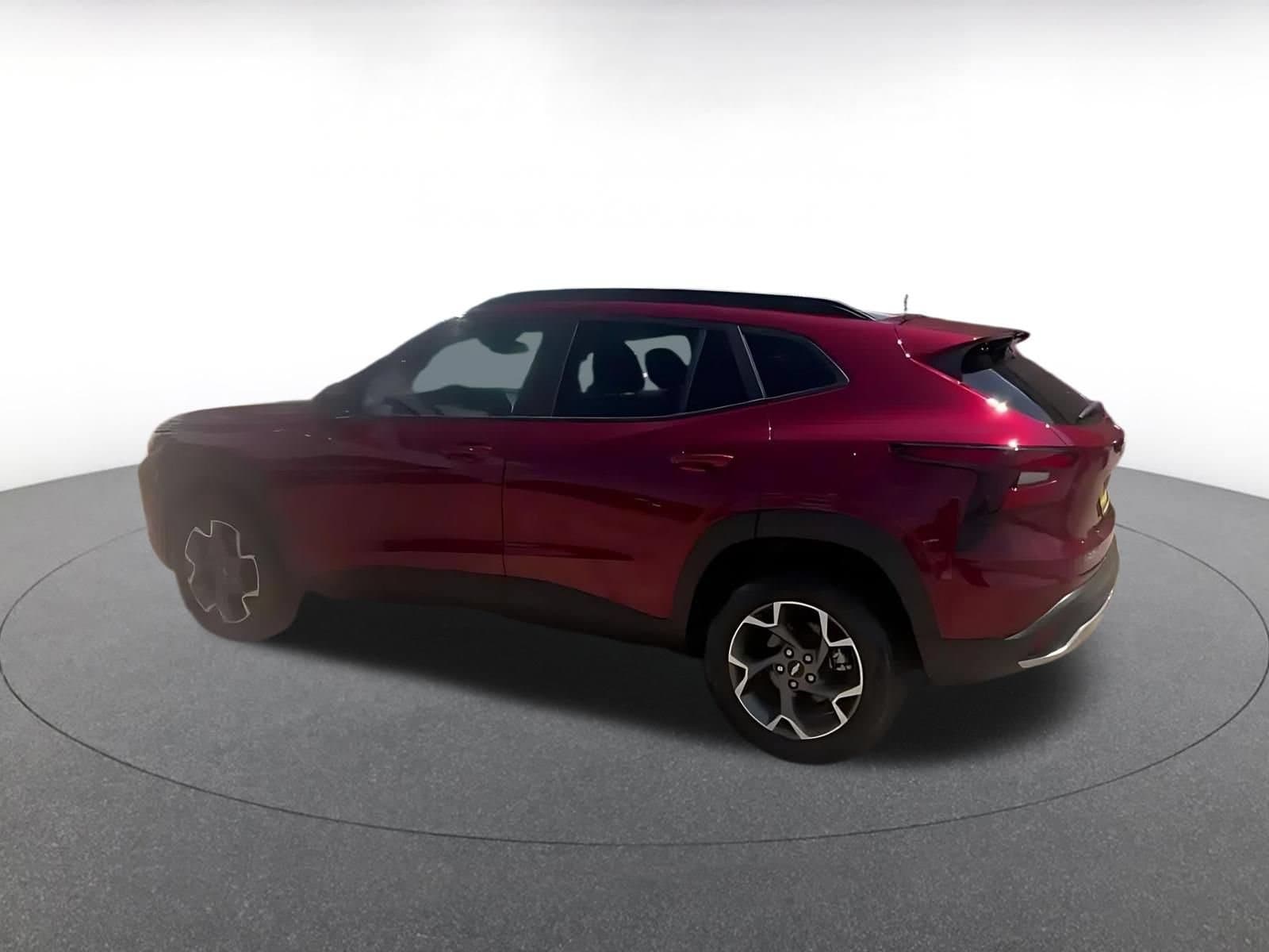 Thumbnail: 2025 Chevrolet Trax - 9