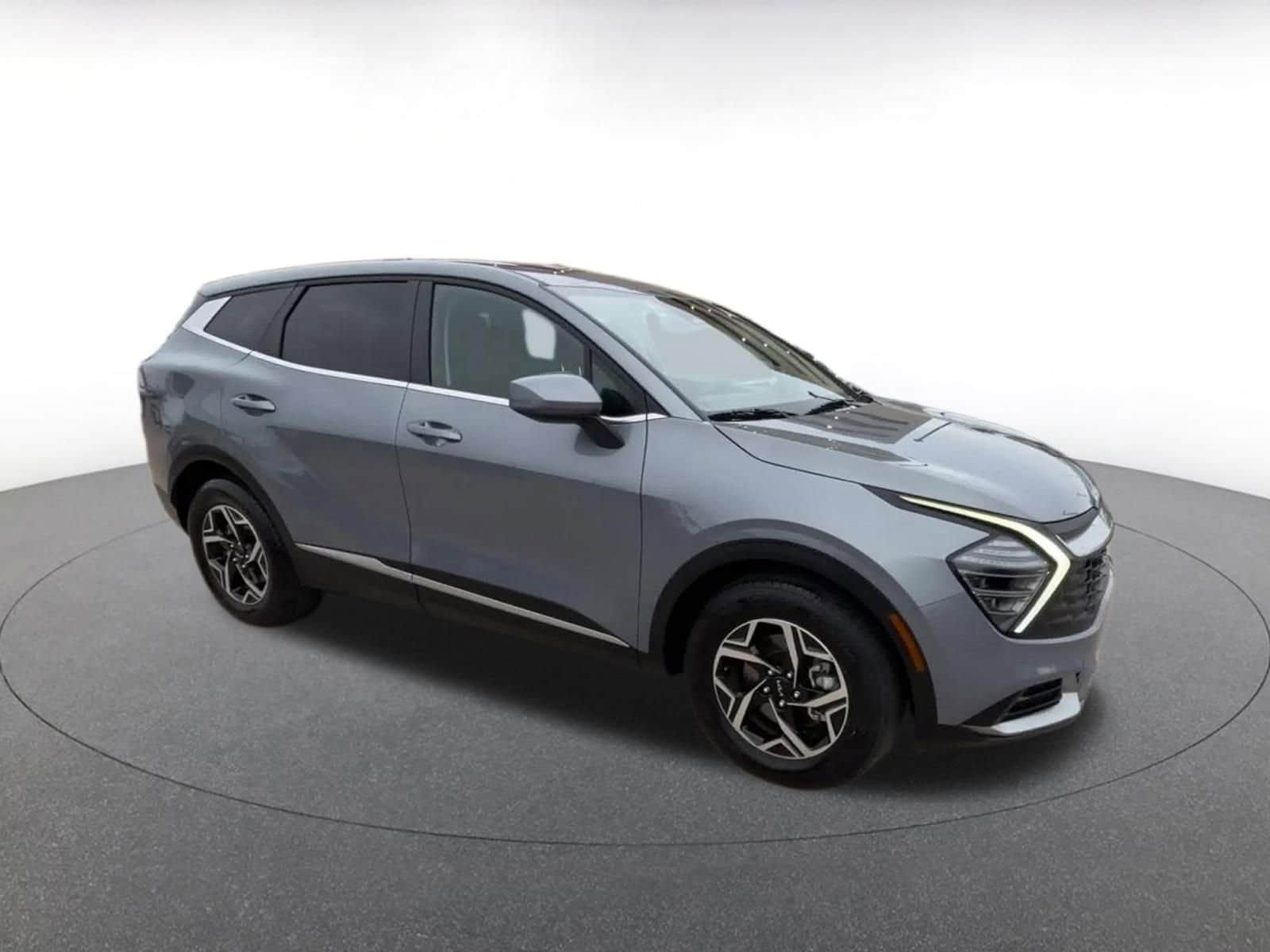 Thumbnail: 2025 Kia Sportage - 2