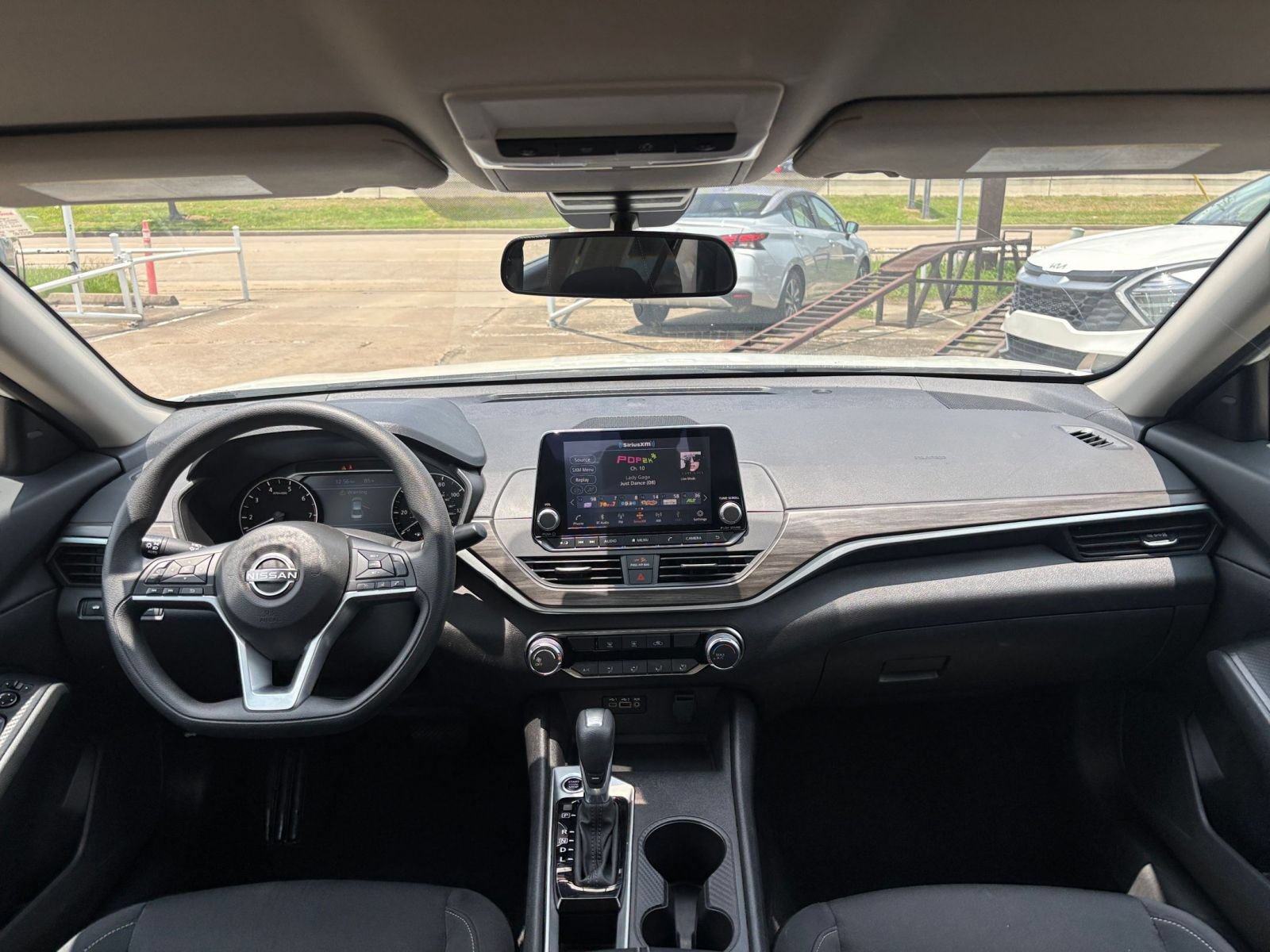 Thumbnail: 2025 Nissan Altima - 33