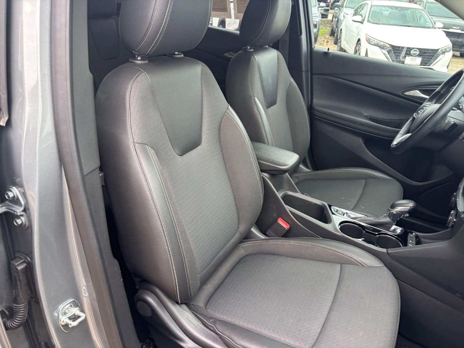Thumbnail: 2025 Buick Encore GX - 35
