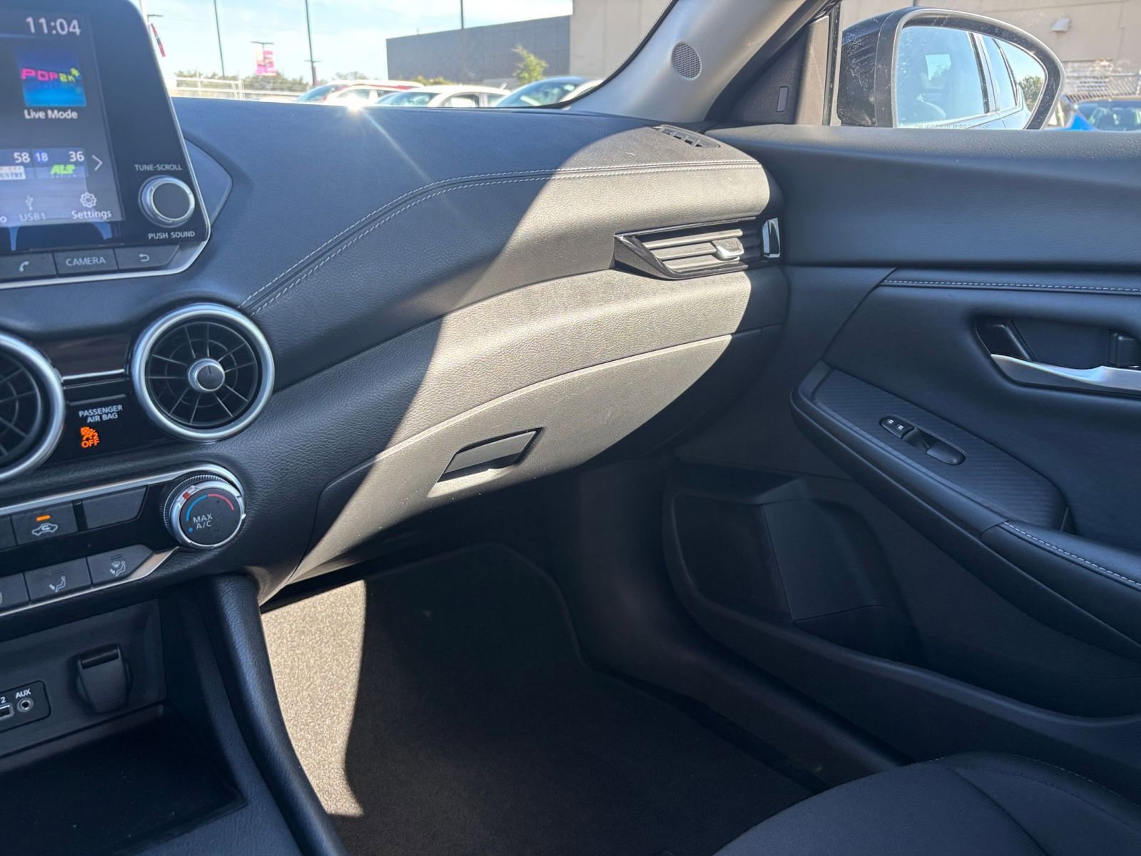 Thumbnail: 2025 Nissan Sentra - 33