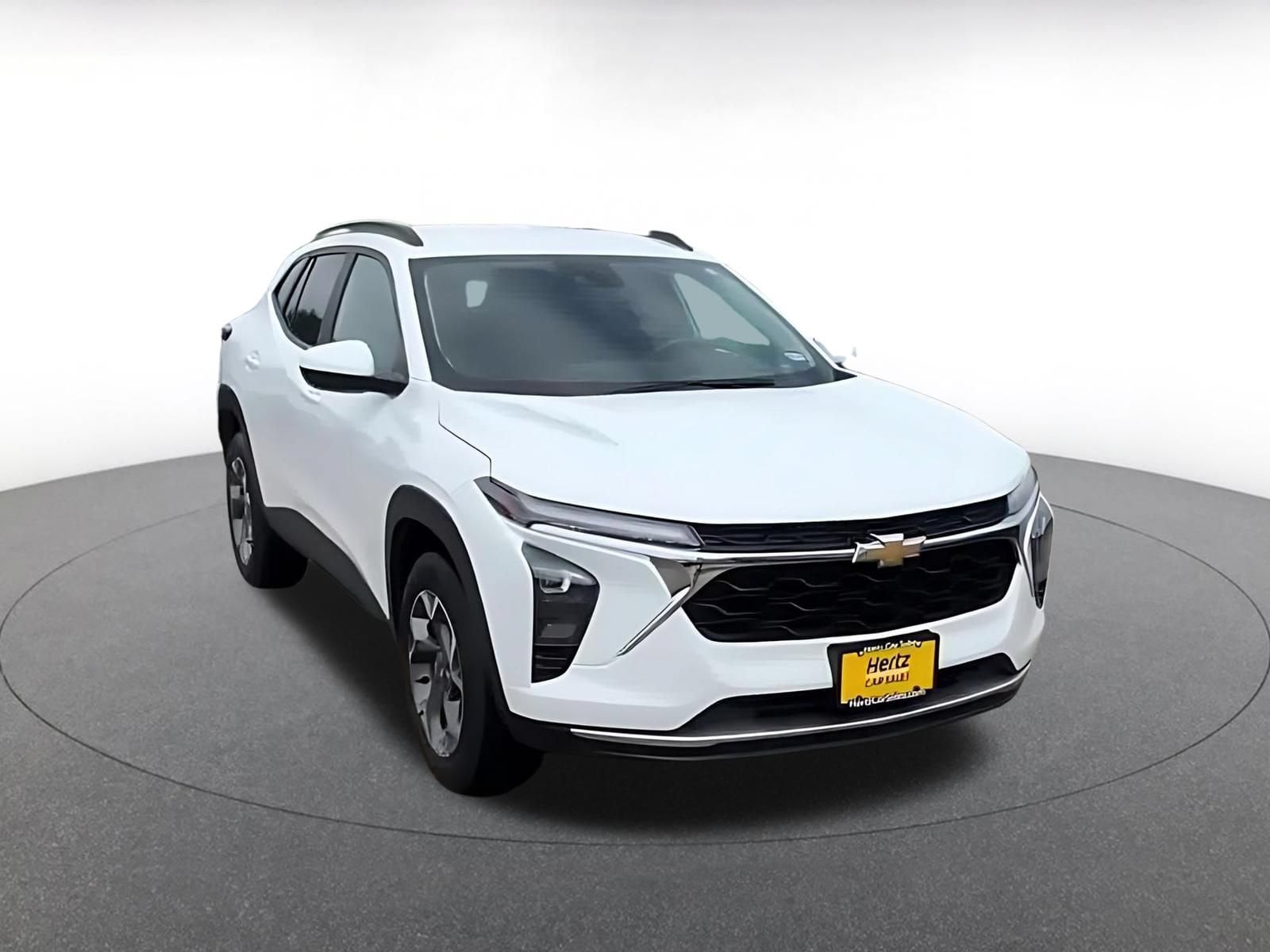Thumbnail: 2025 Chevrolet Trax - 3