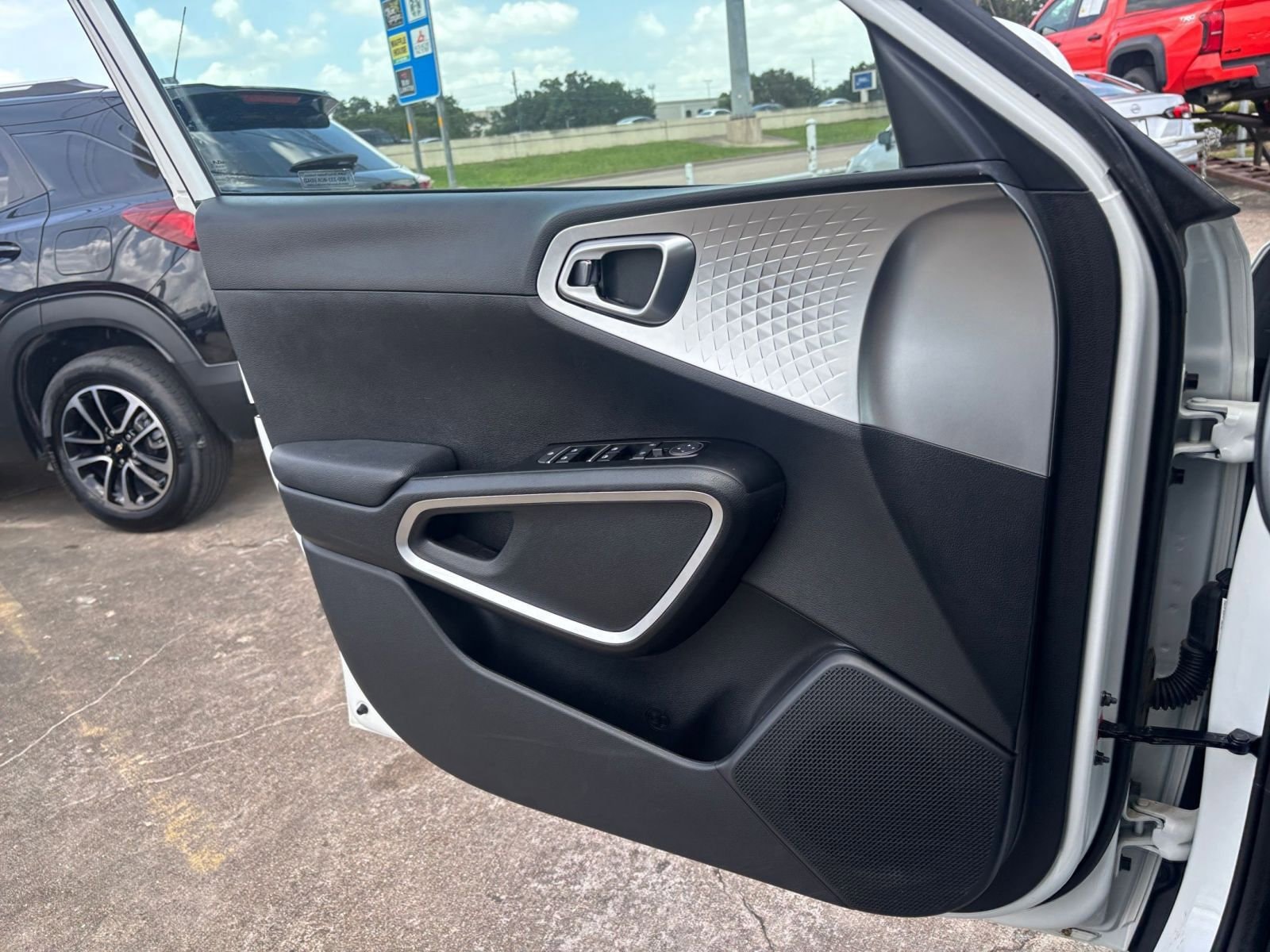 Thumbnail: 2025 Kia Soul - 18